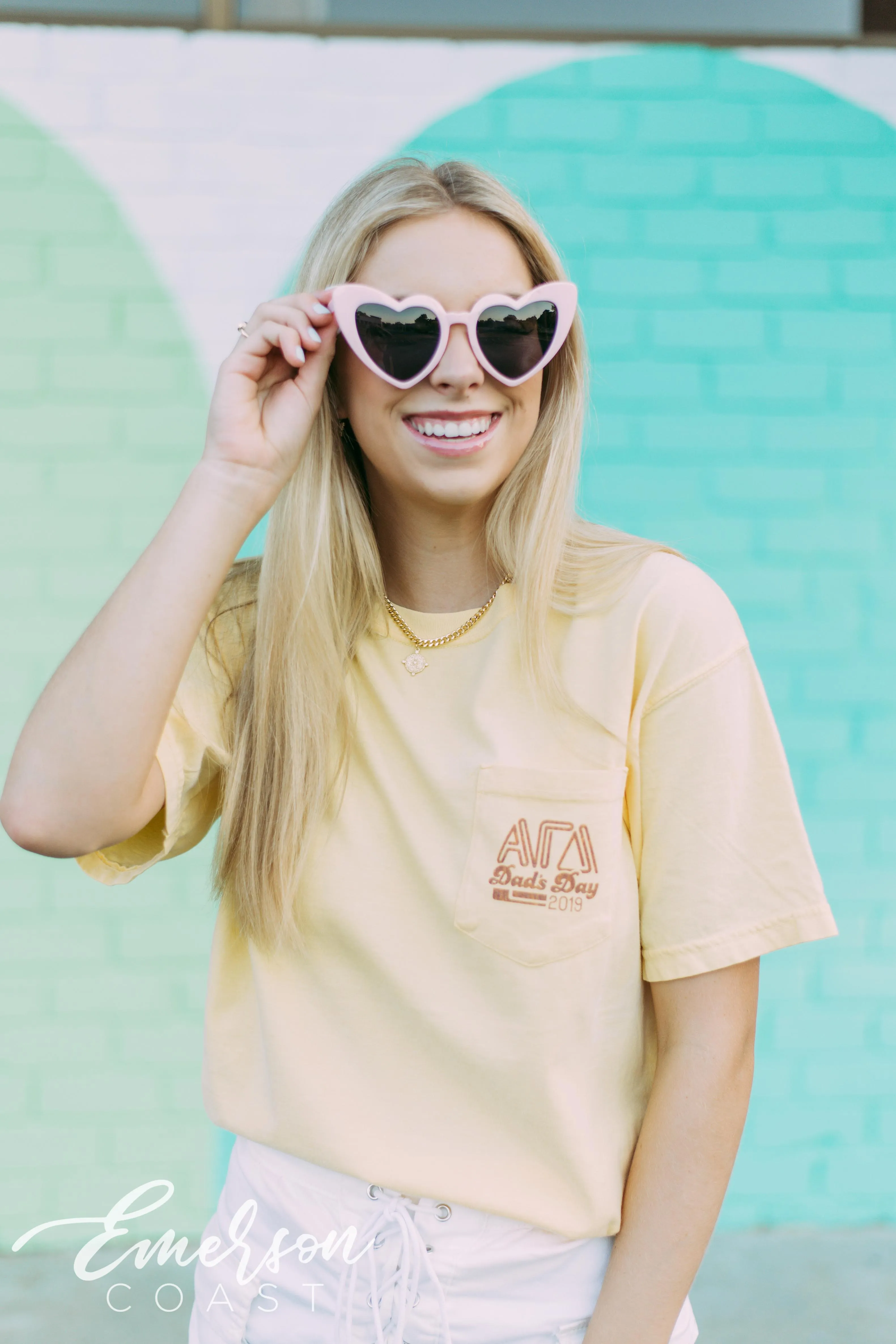 Alpha Gamma Delta Retro Dads Day Tee