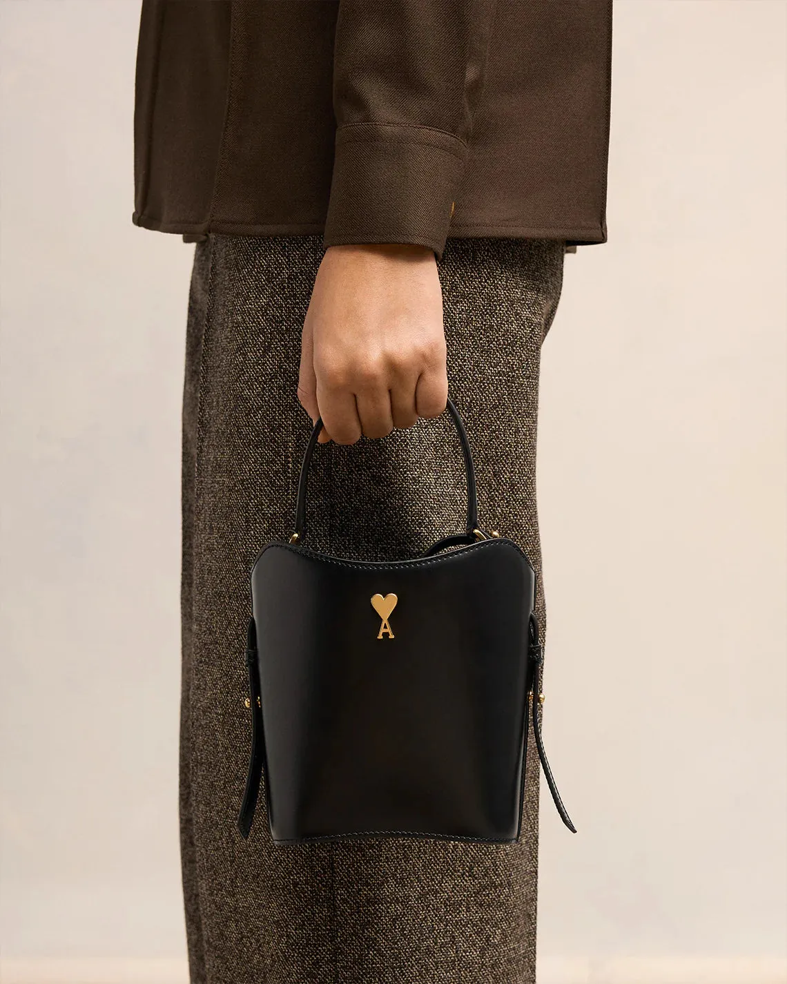 AMI PARIS MINI BUCKET BAG