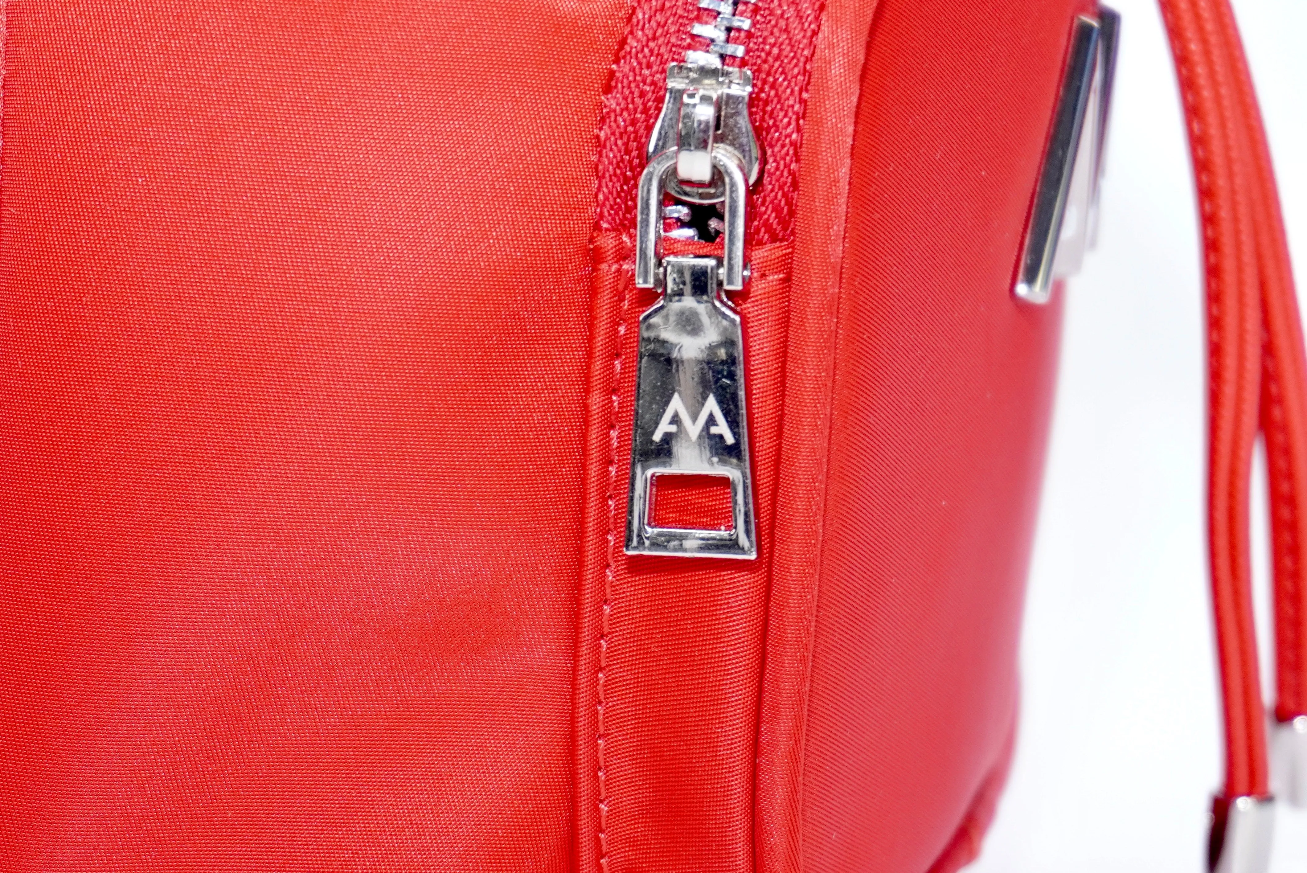 Betinna  Bucket Bag