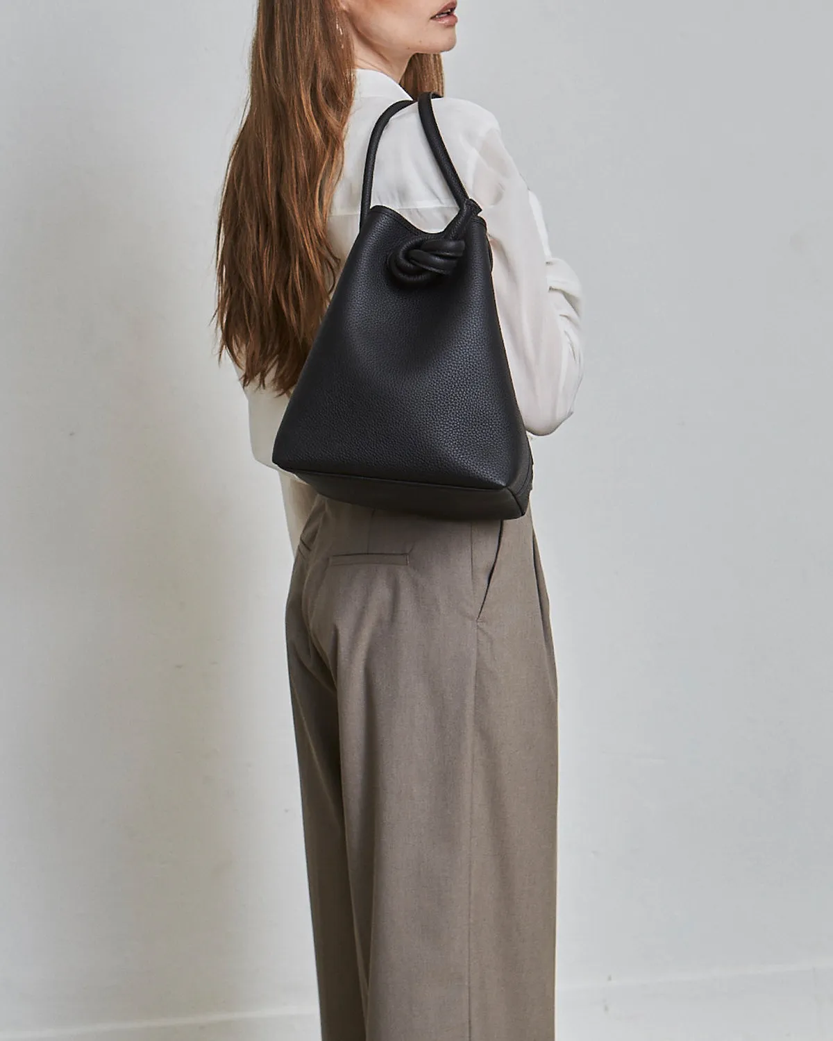 BOND 10th Anniversary Edition  - Taupe