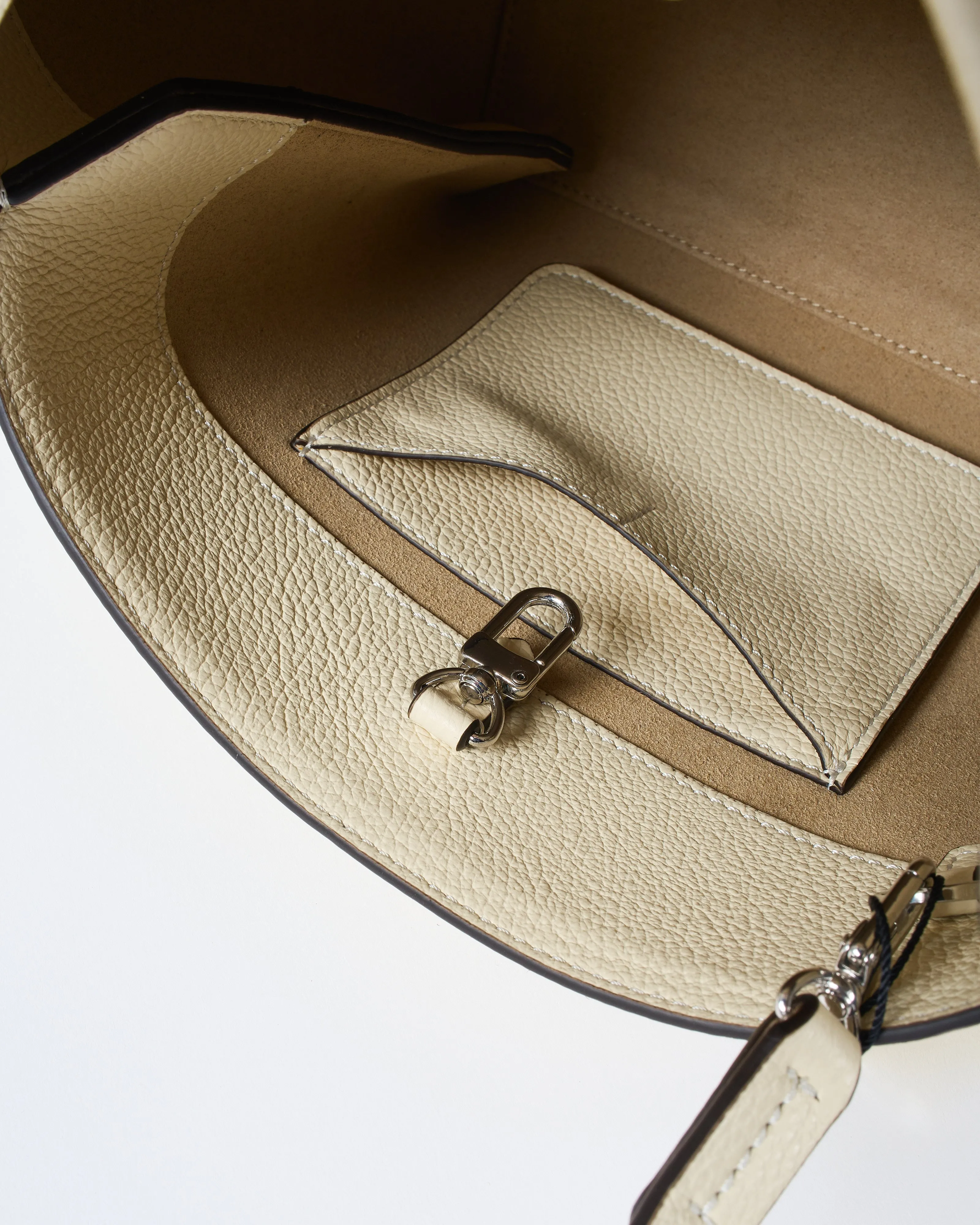 bucket bag
