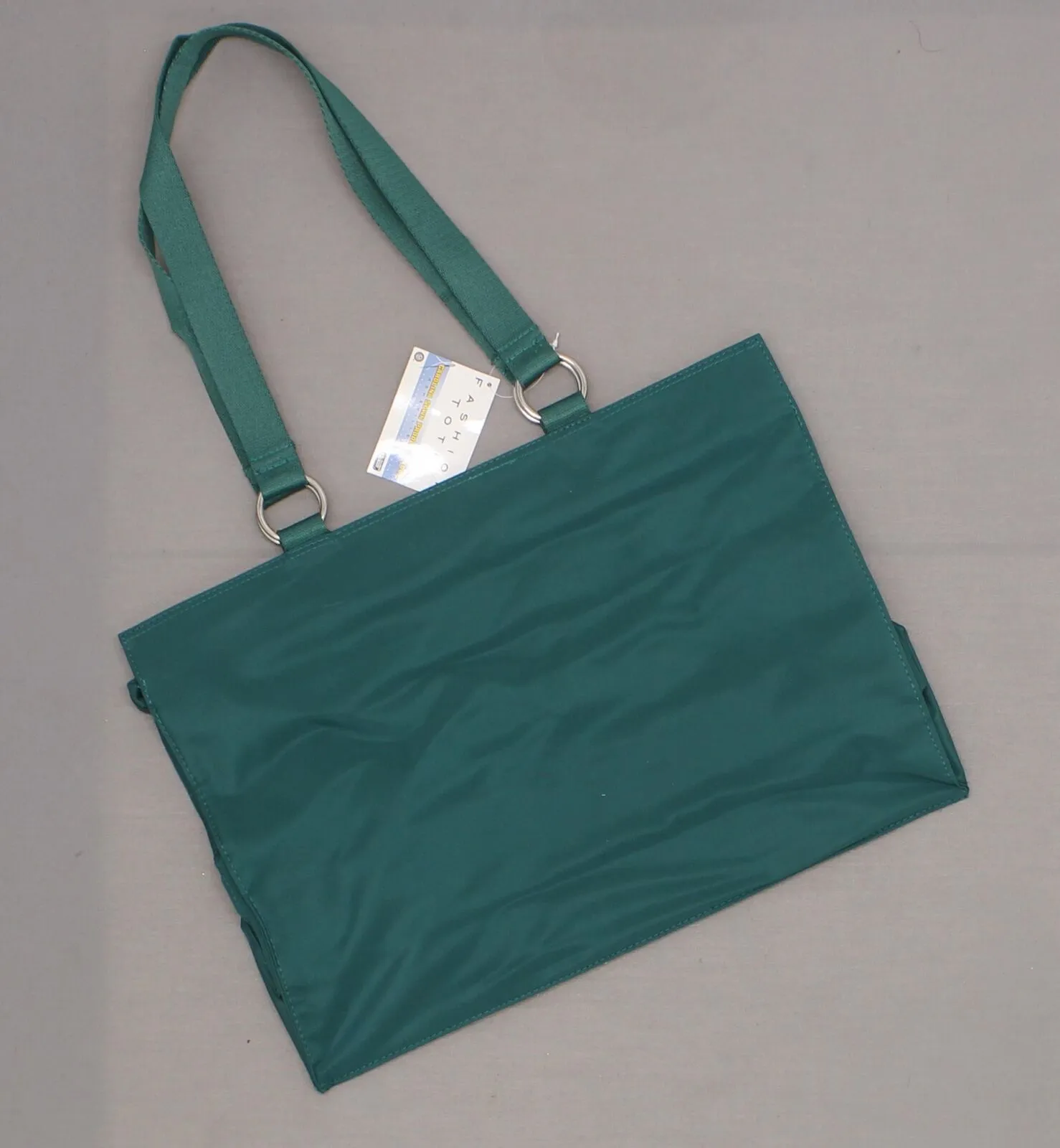 Carolina Sewn Women's Metro European Styled Zipper Tote Bag