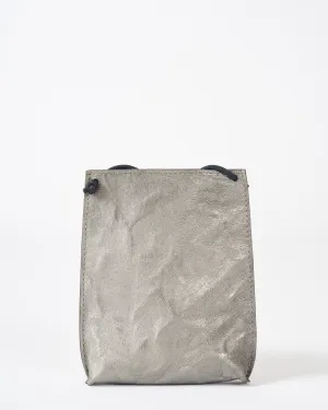cell pouch - gunmetal rumpled sheep