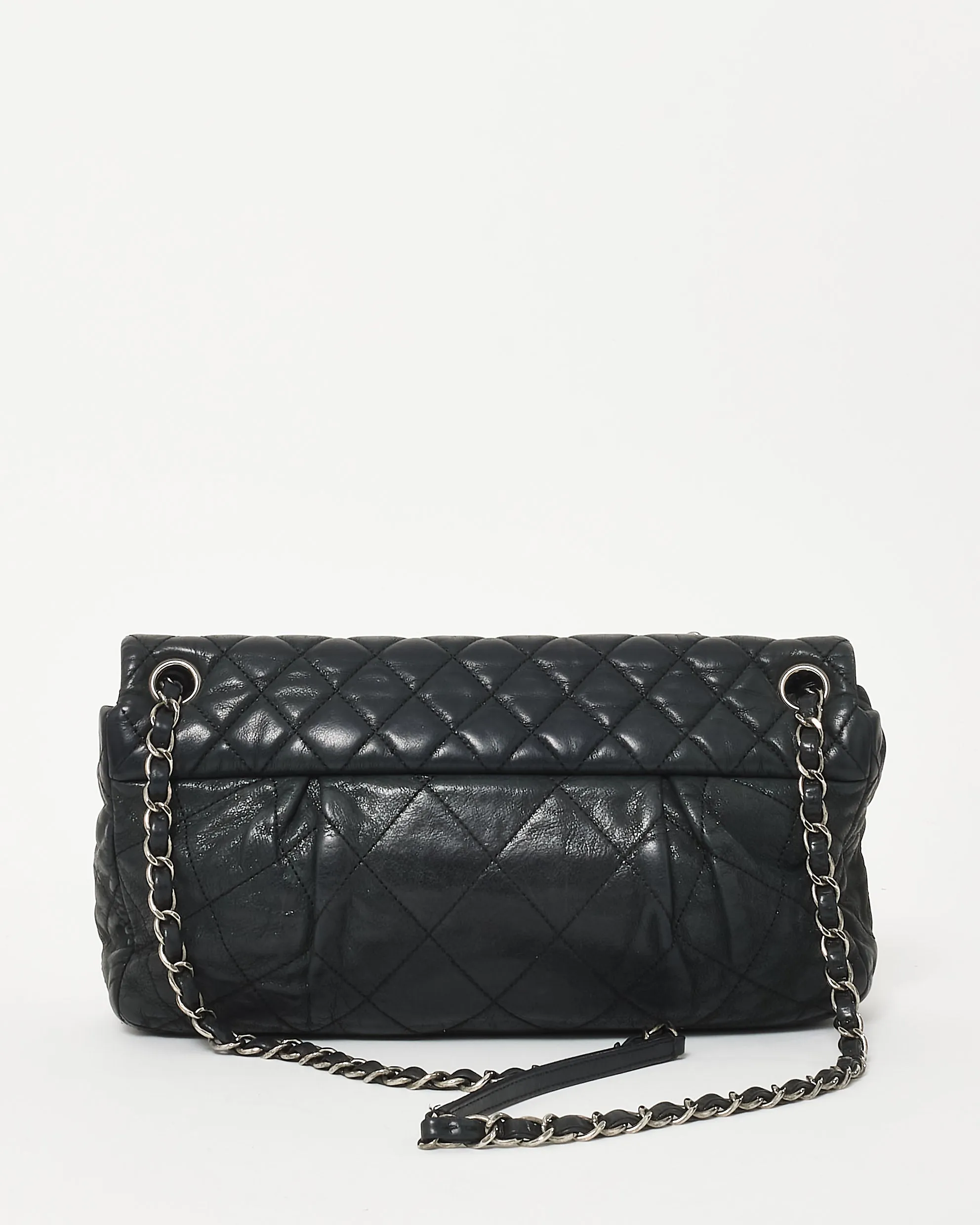 Chanel Black Iridescent Lambskin Chic Quilt Flap Bag