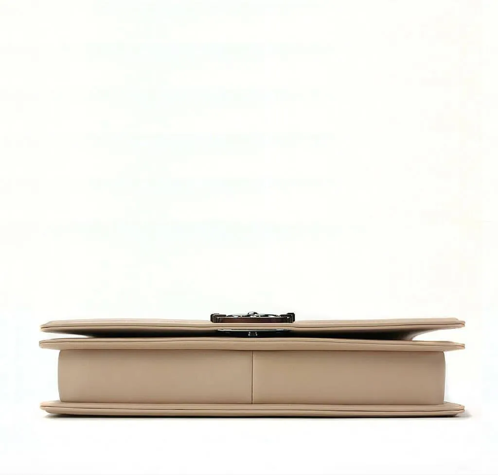 Chanel Boy Bag Flap Light Beige