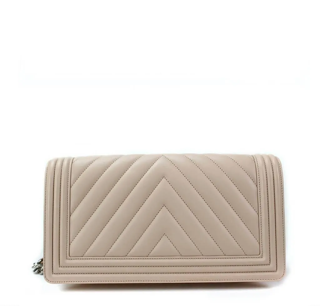 Chanel Boy Bag Flap Light Beige