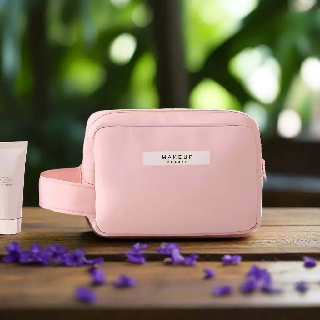 Chic Makeup Bag With Roomy Interior, Sturdy Nylon Build & Reliable Zipper Fastening For On-the-Go Use