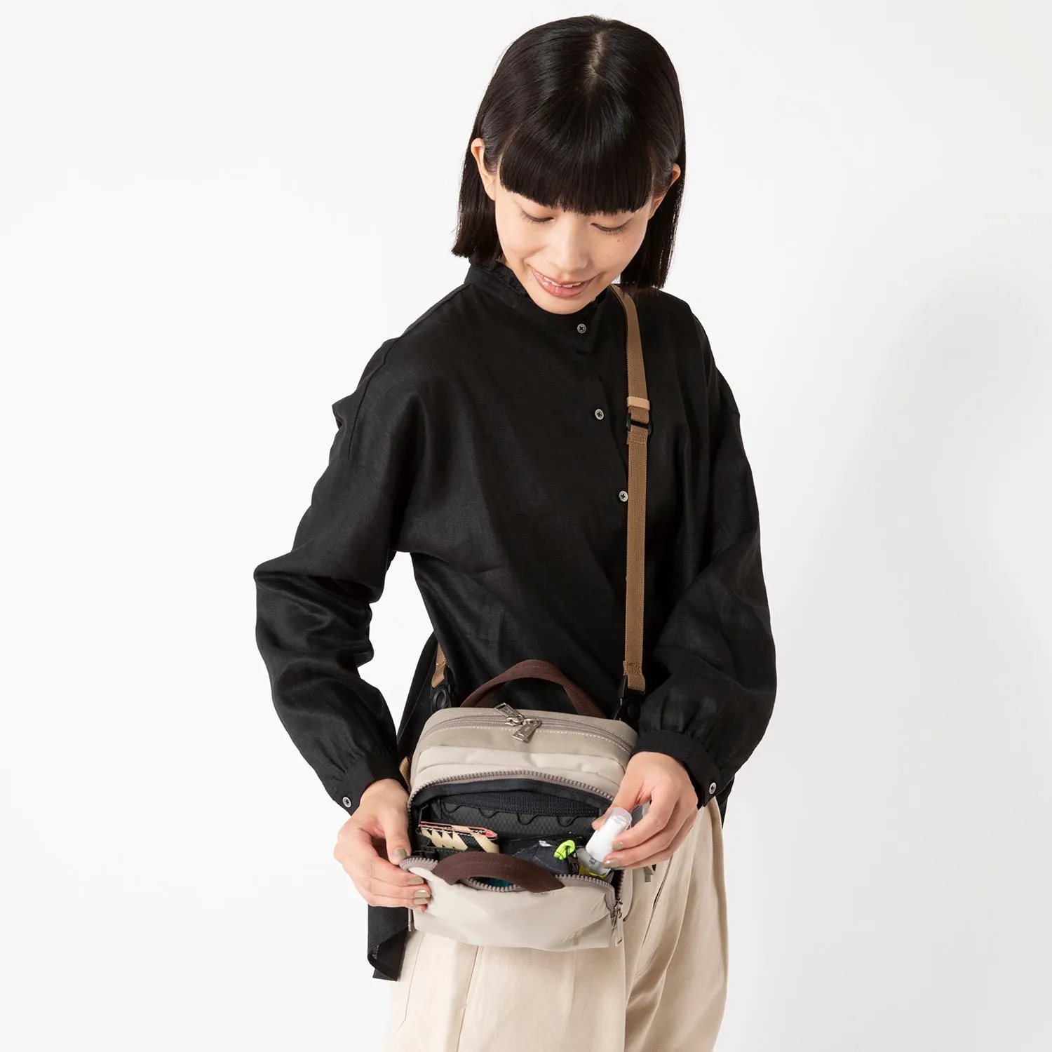 CIE | シー　ENOUGH MINI SHOULDER BAG