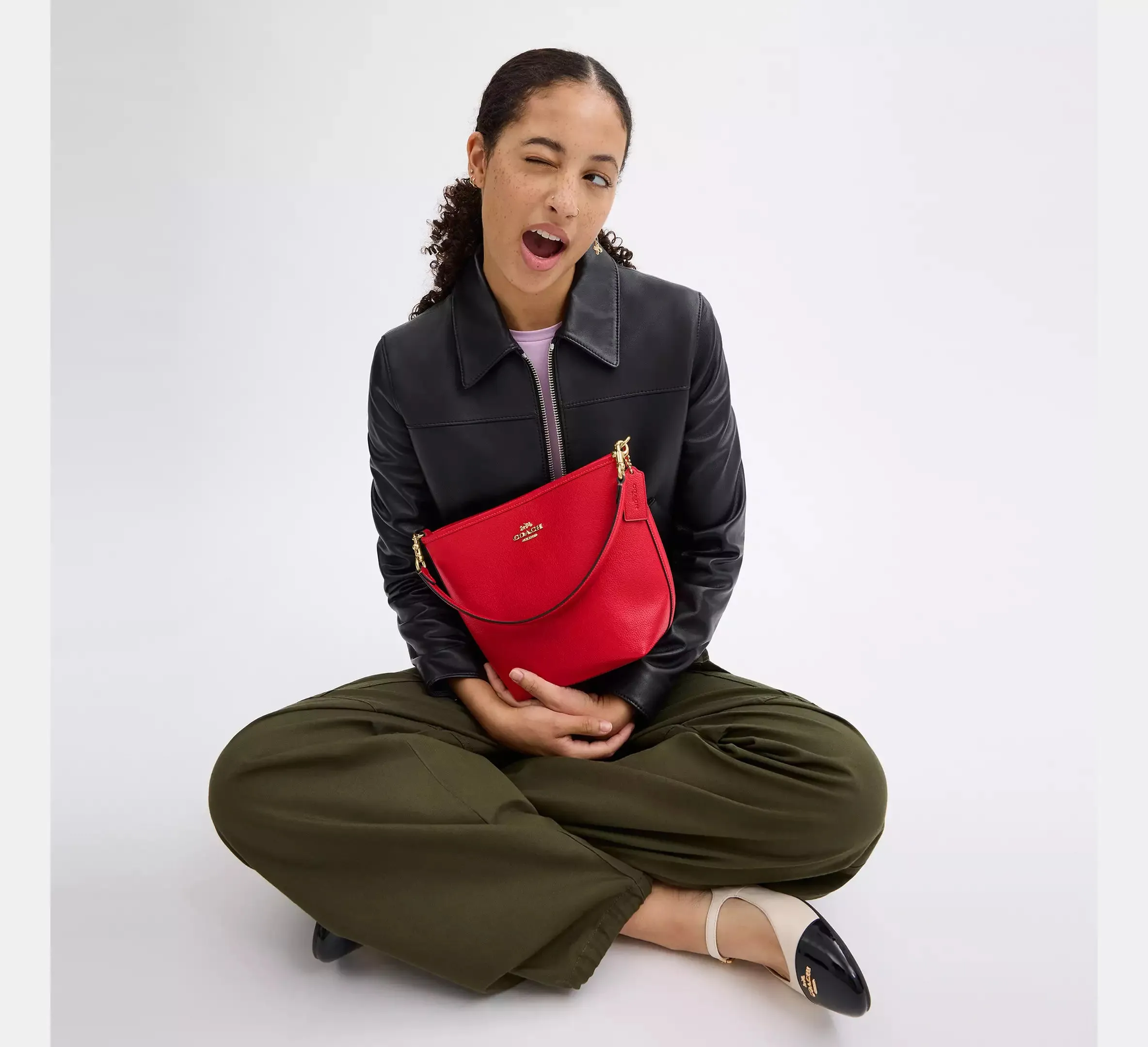 City Bucket Bag - Pebbled Leather