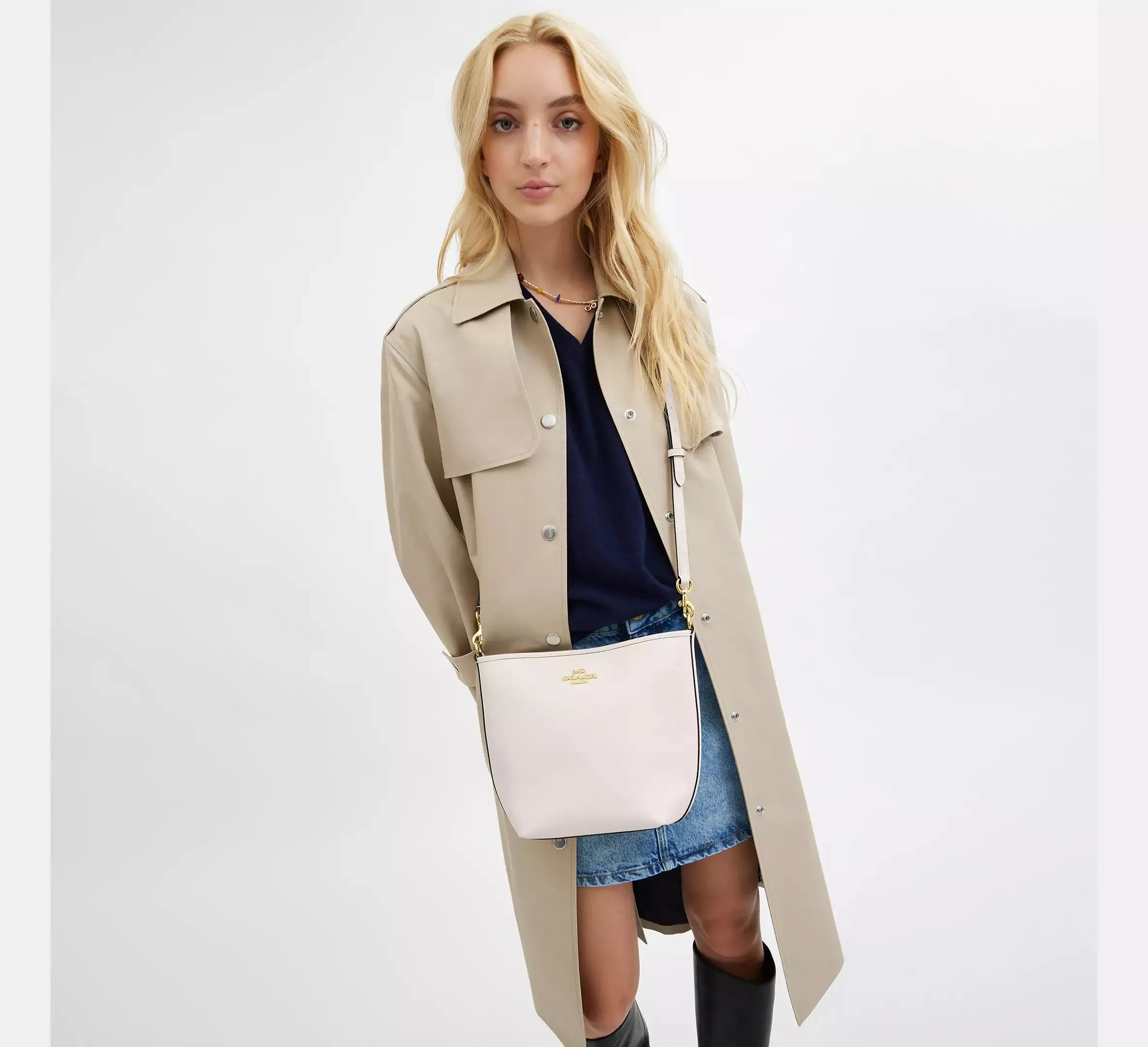 City Bucket Bag - Pebbled Leather