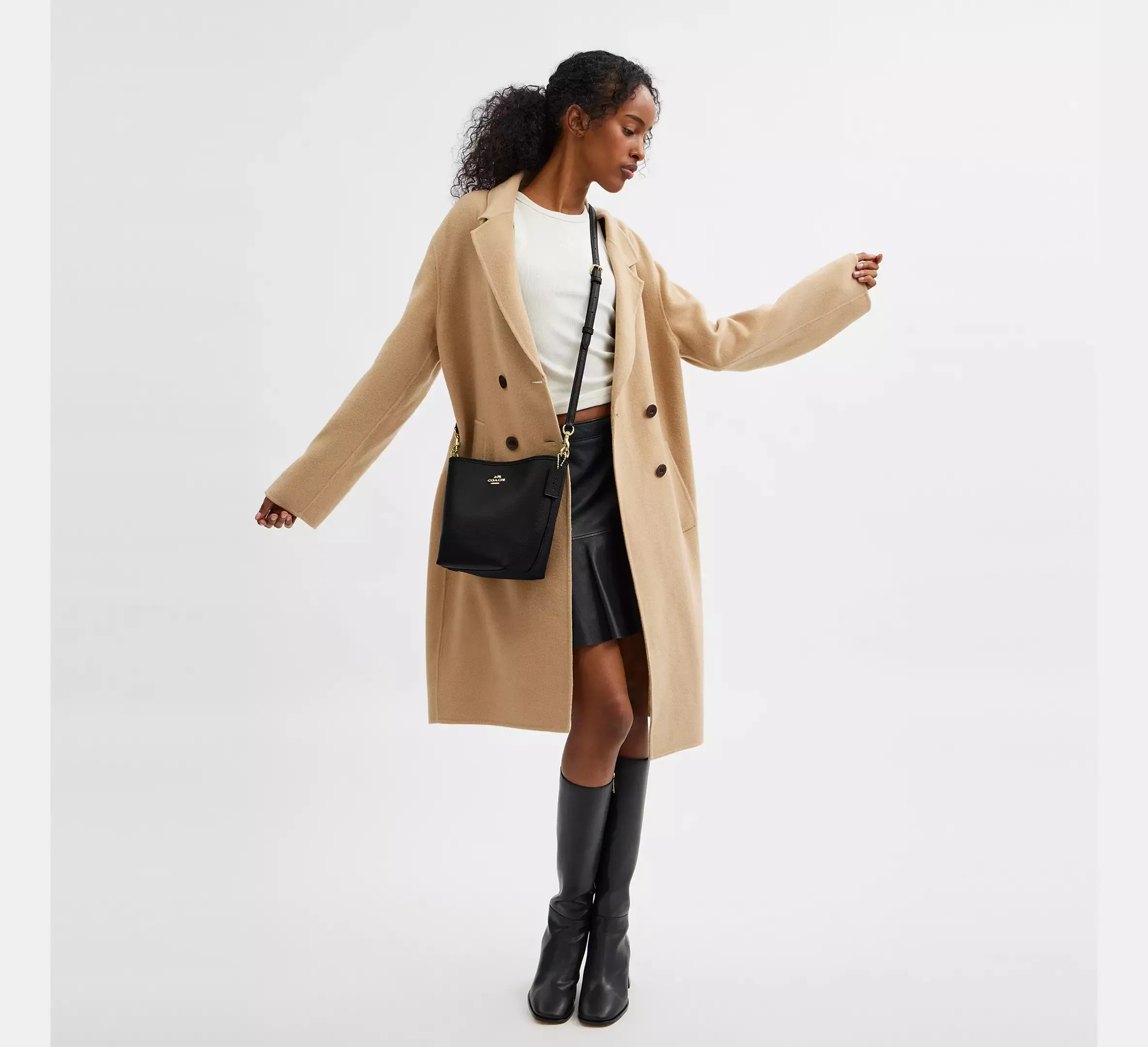City Bucket Bag - Pebbled Leather