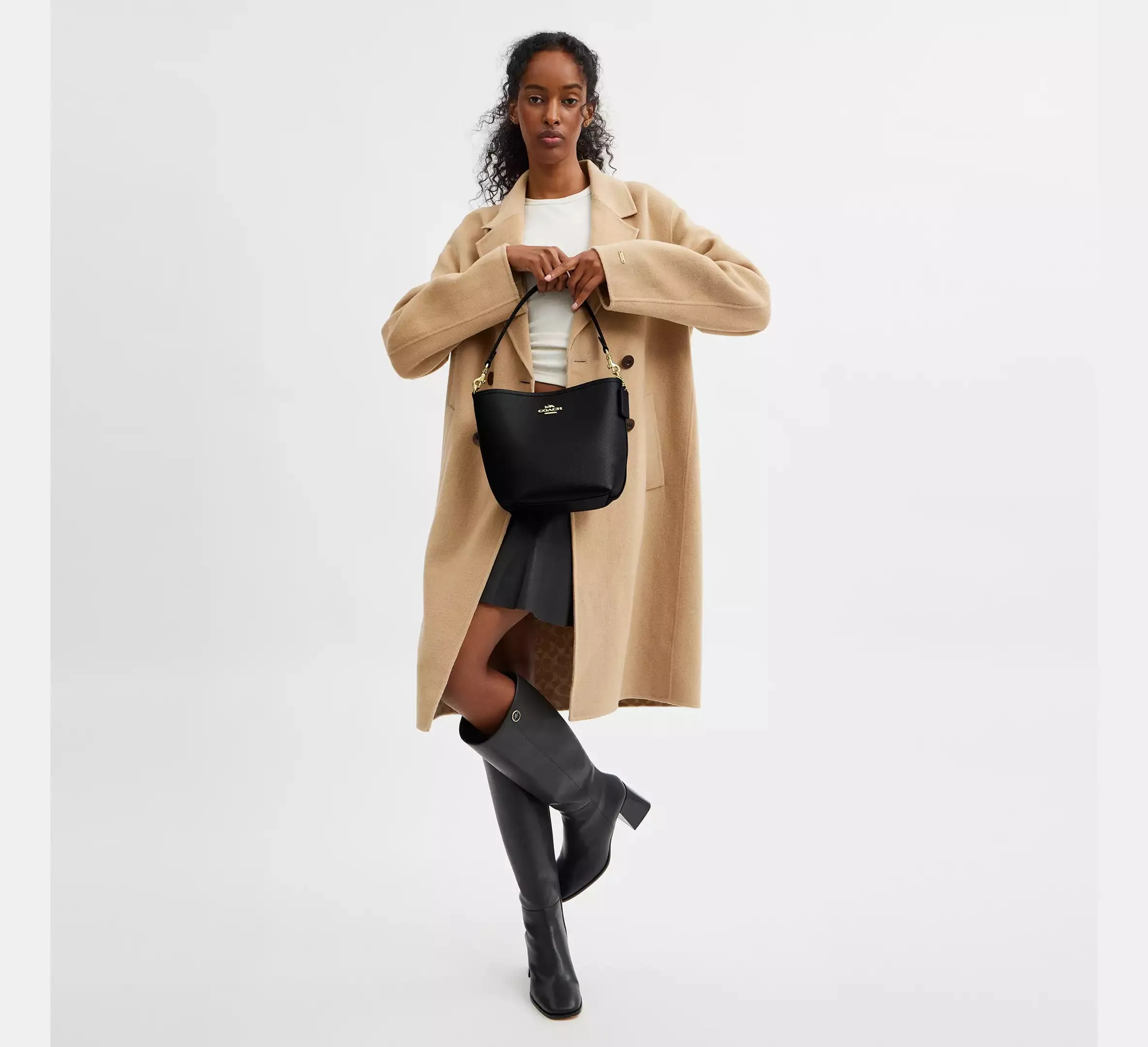 City Bucket Bag - Pebbled Leather