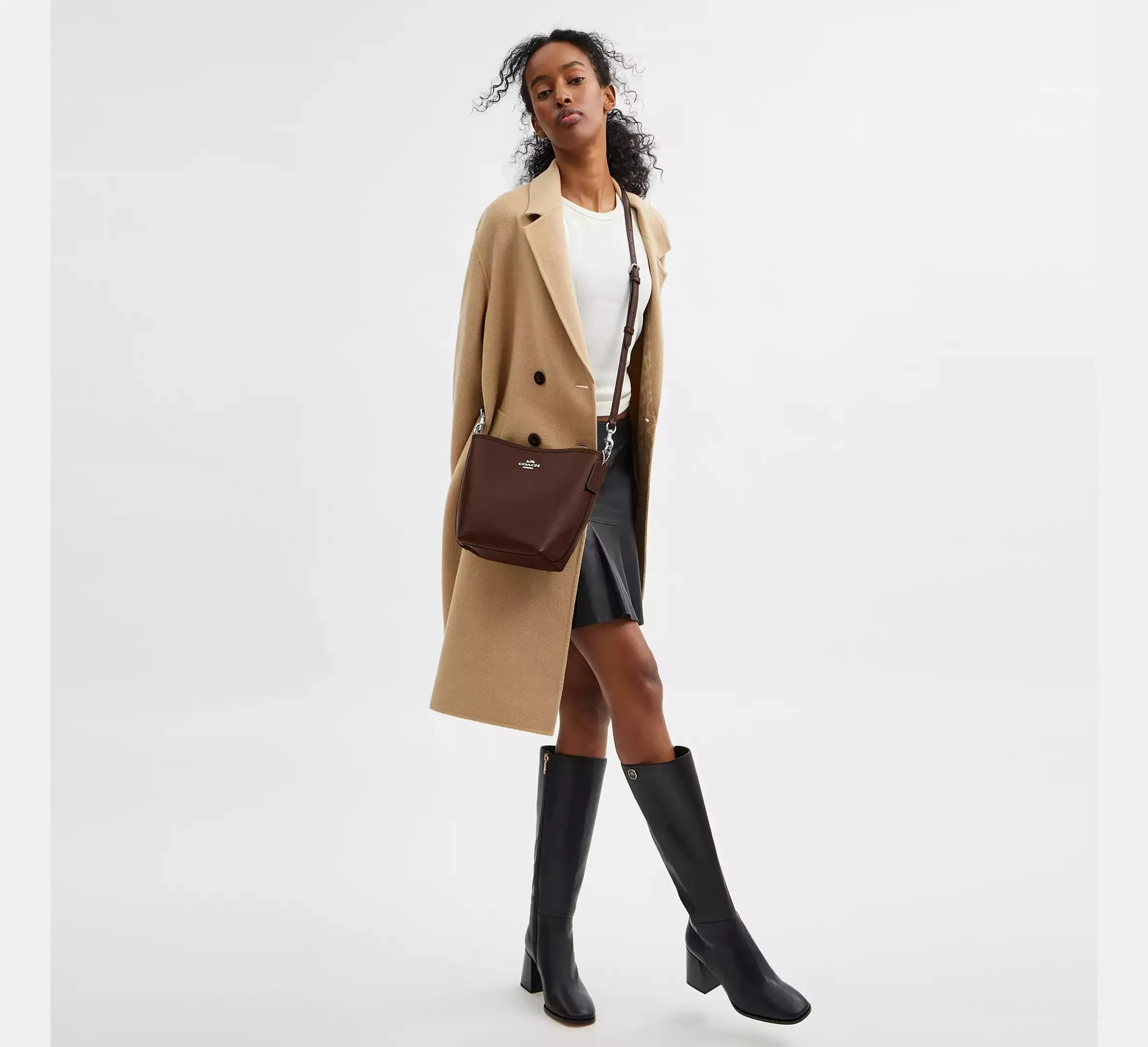 City Bucket Bag - Pebbled Leather