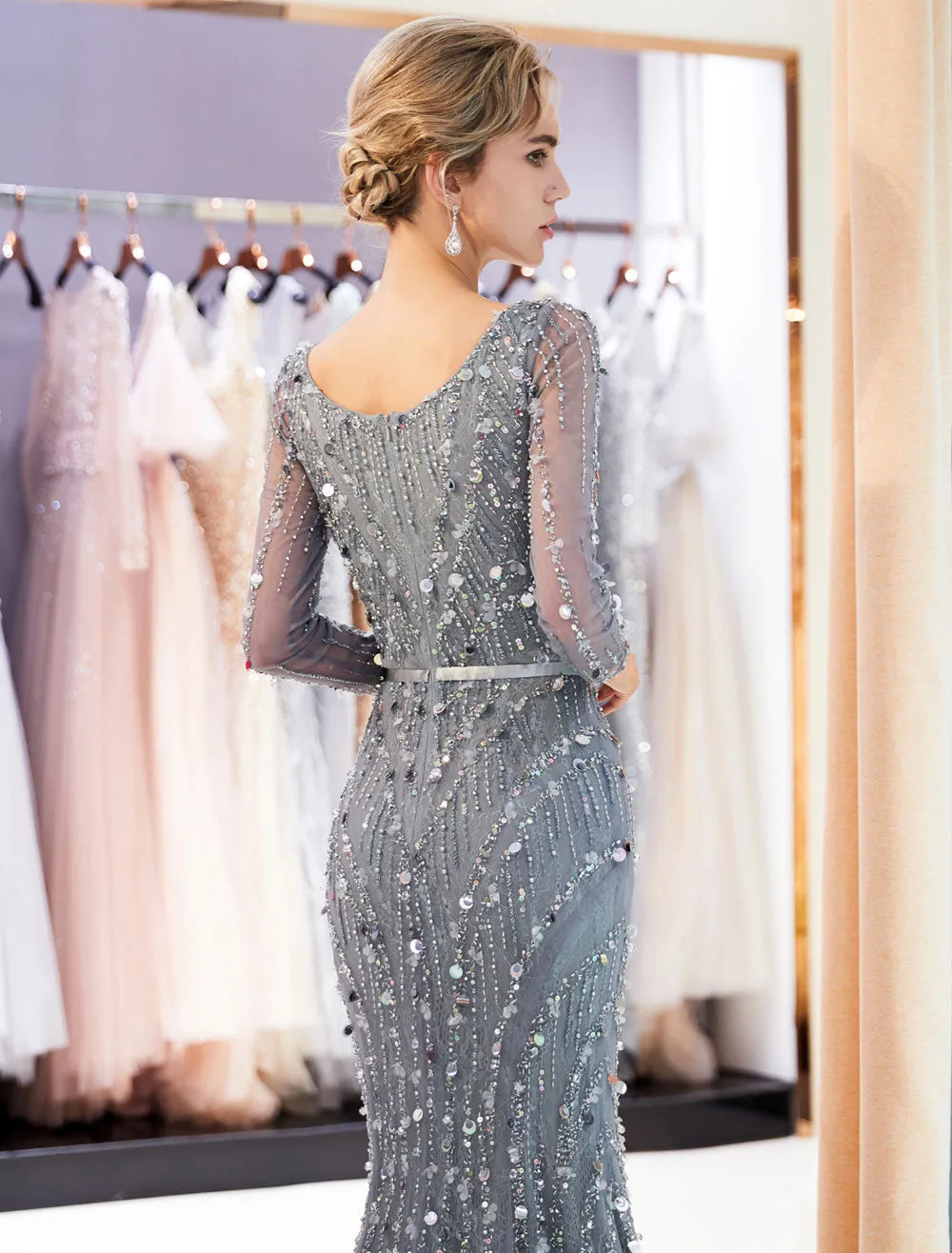 Classic Mother Of The Groom Dresses Grey Long Sleeve Luxury Beading V Neck Sash Formal Gowns With Train