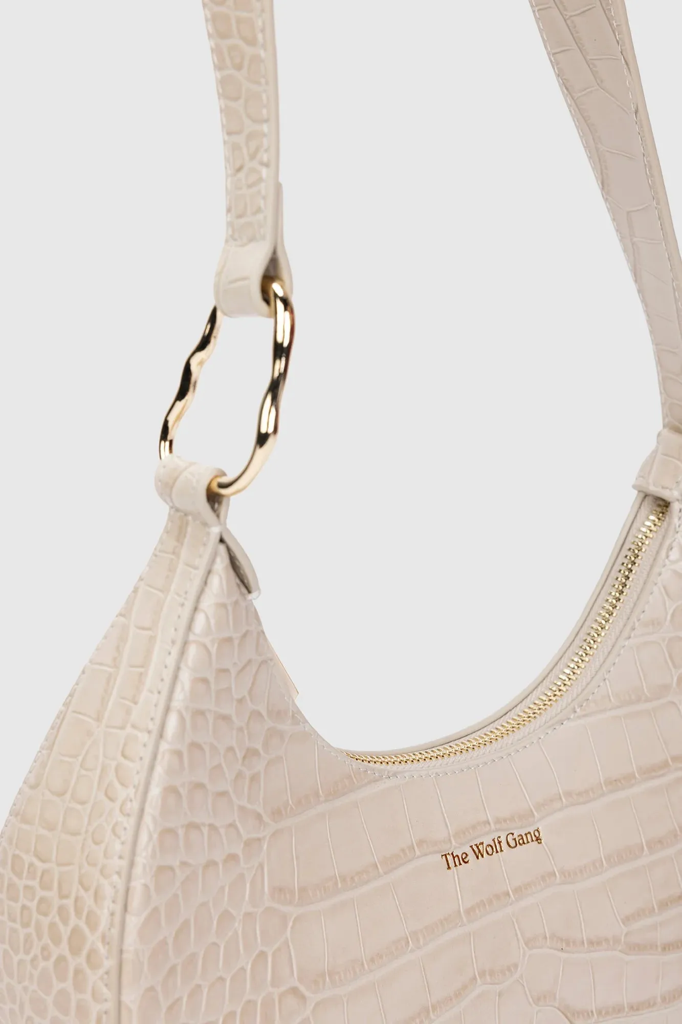 Clio Shoulder Bag