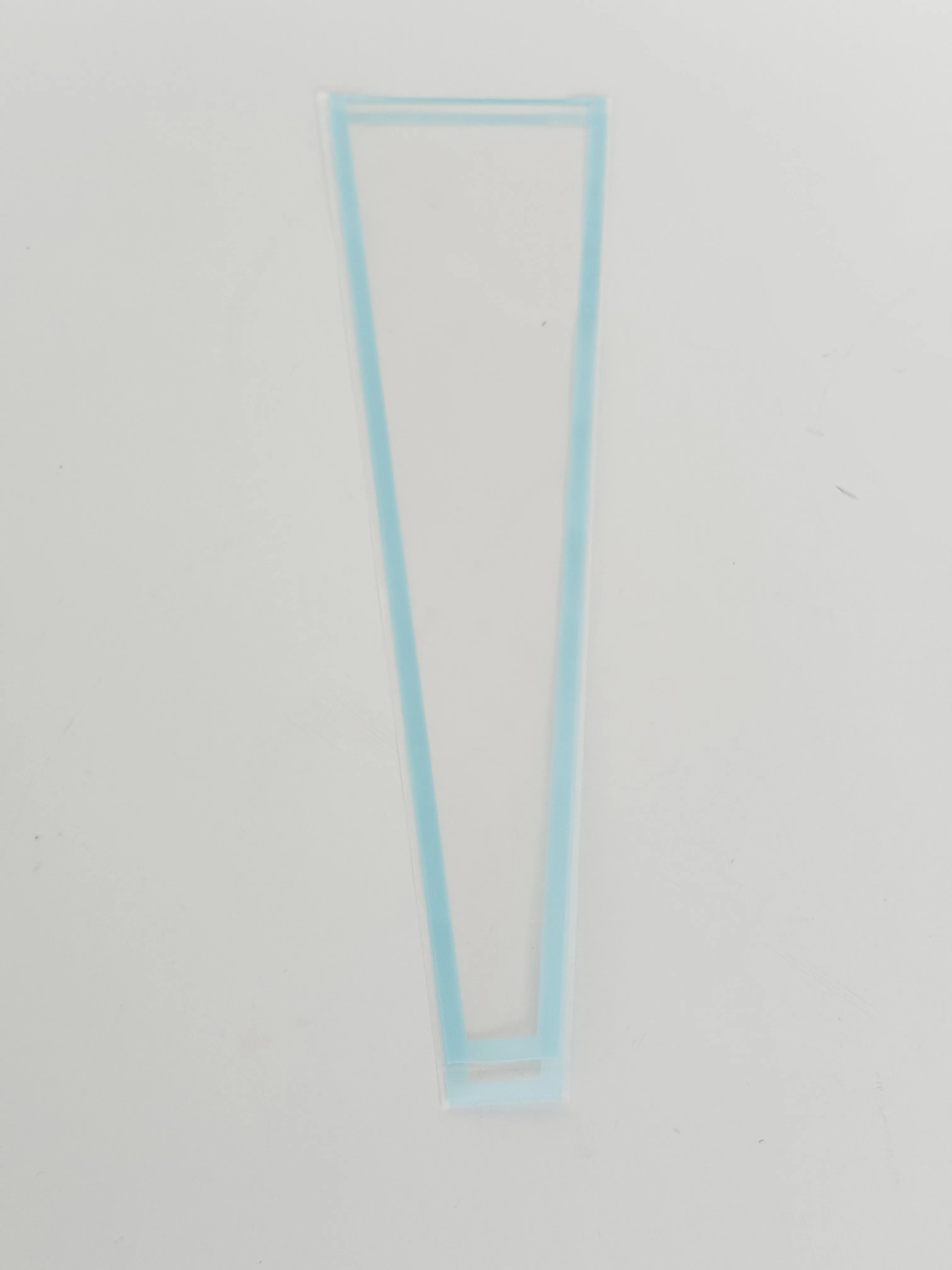 Colored Edge Transparent Flower Bag for Single Stem – Available in Red, Black, Pink, and Blue