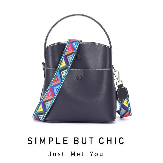 Contrast Color Widen Shoulder Strap Handbag