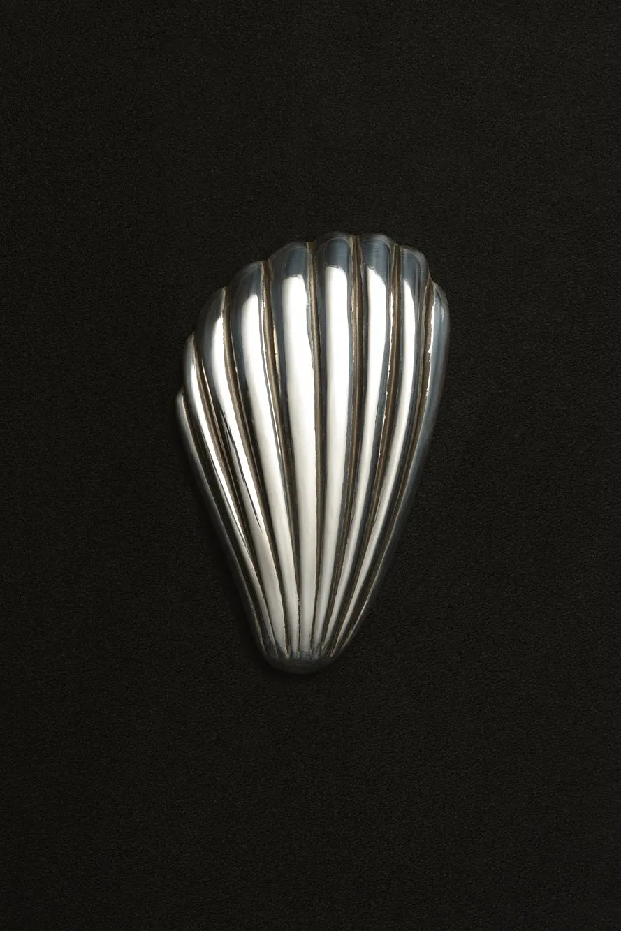 COQUILLE HAND MIRROR
