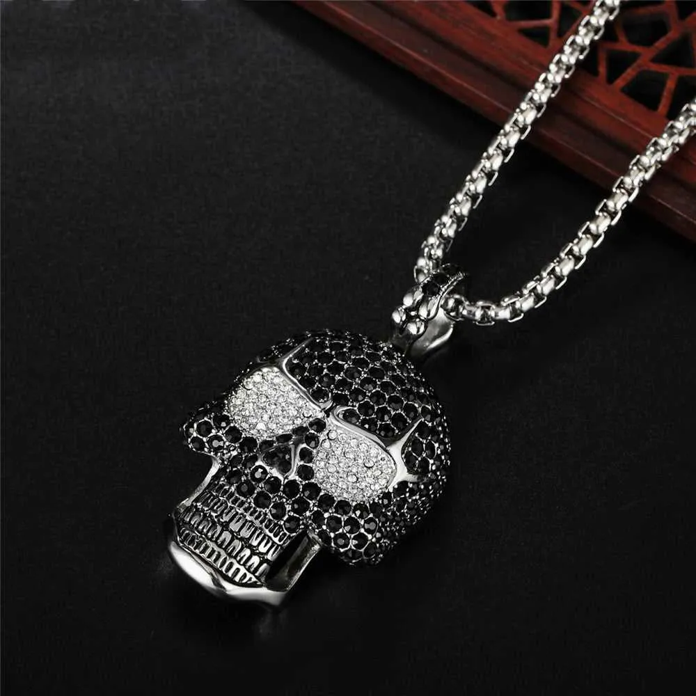 Cycolinks Full Zircon Skull Necklace