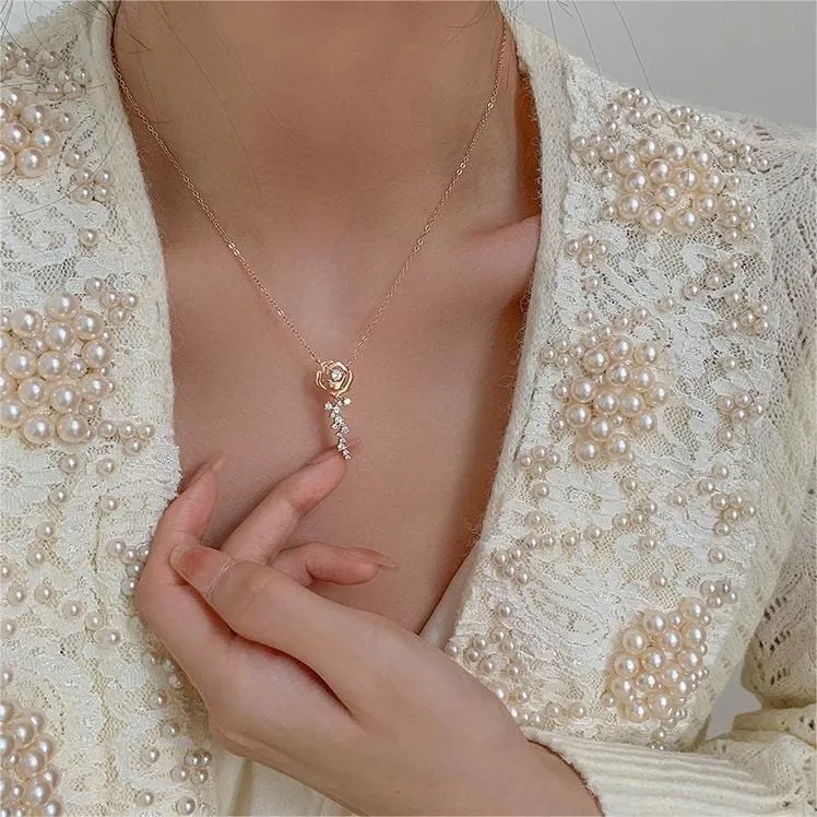 Dainty CZ Inlaid Rose Necklace