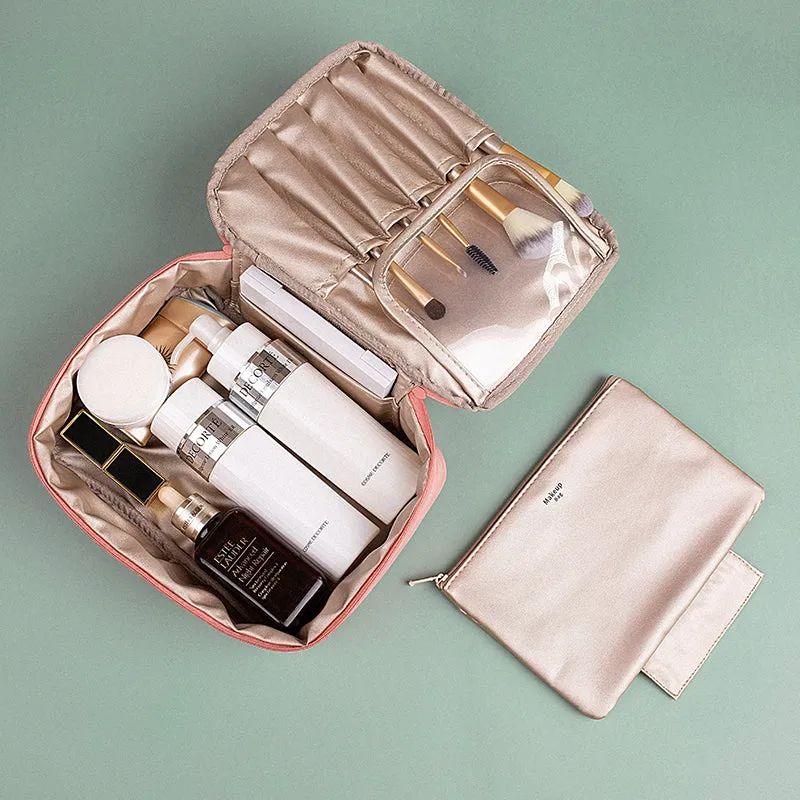 Delta Gamma Makeup Bag