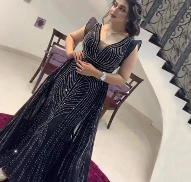 Dubai Navy Blue Deep-V Sexy Evening Dresses Sleeveless Crystal Luxury Mermaid Evening Gowns Design