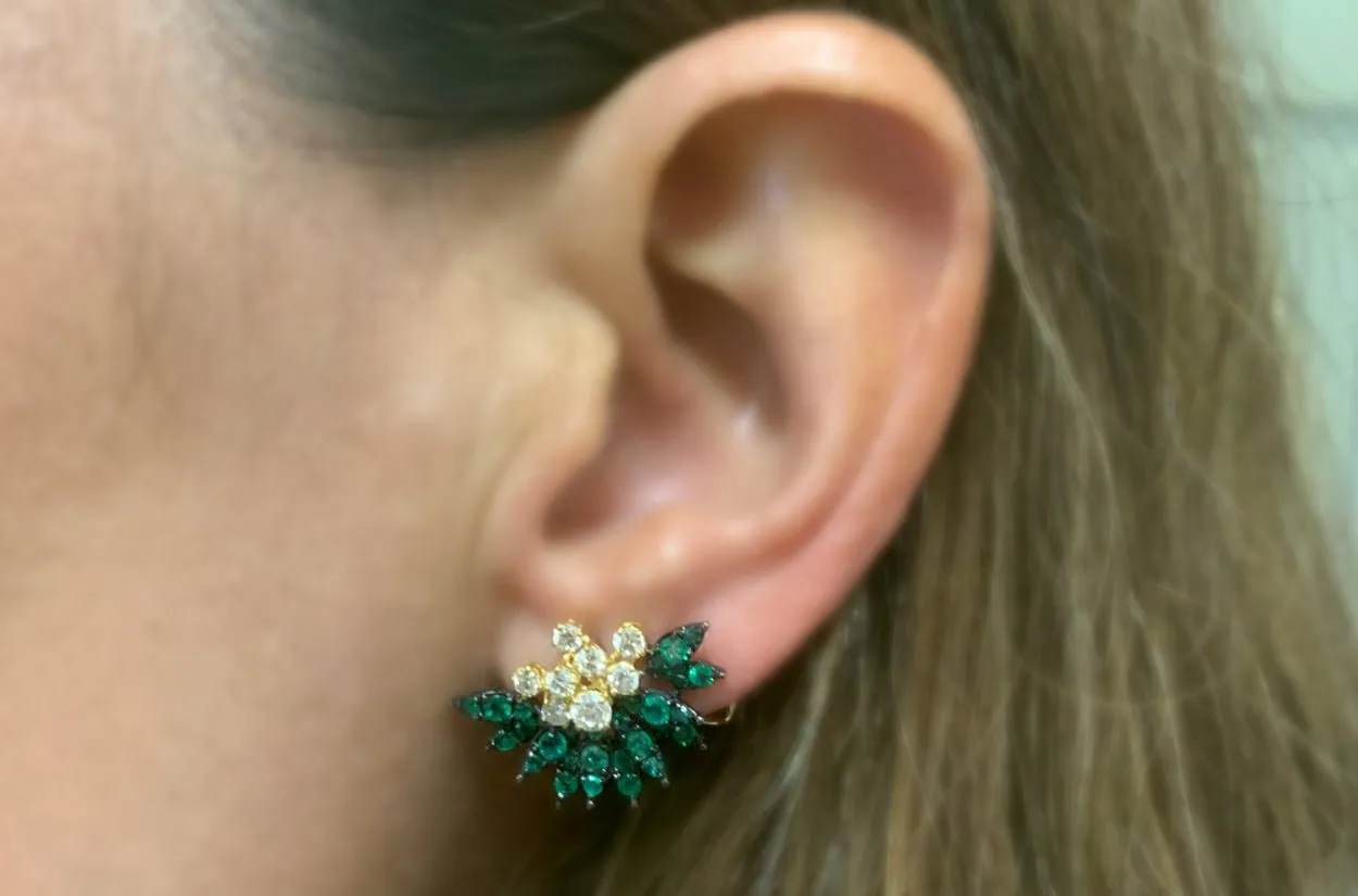 Earrings 18kt Gold Wild Emerlads & Diamonds