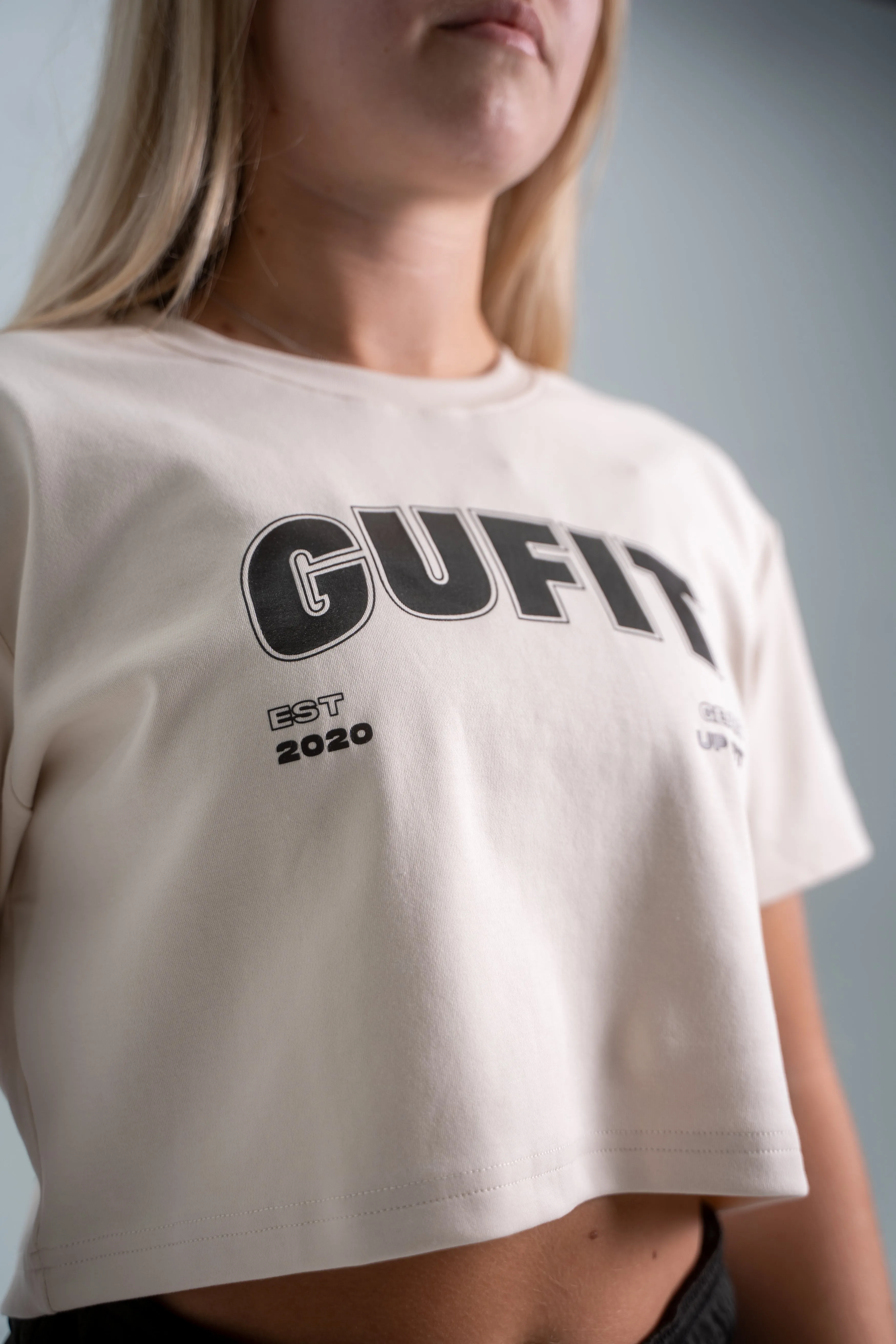 EST Drop Shoulder Crop