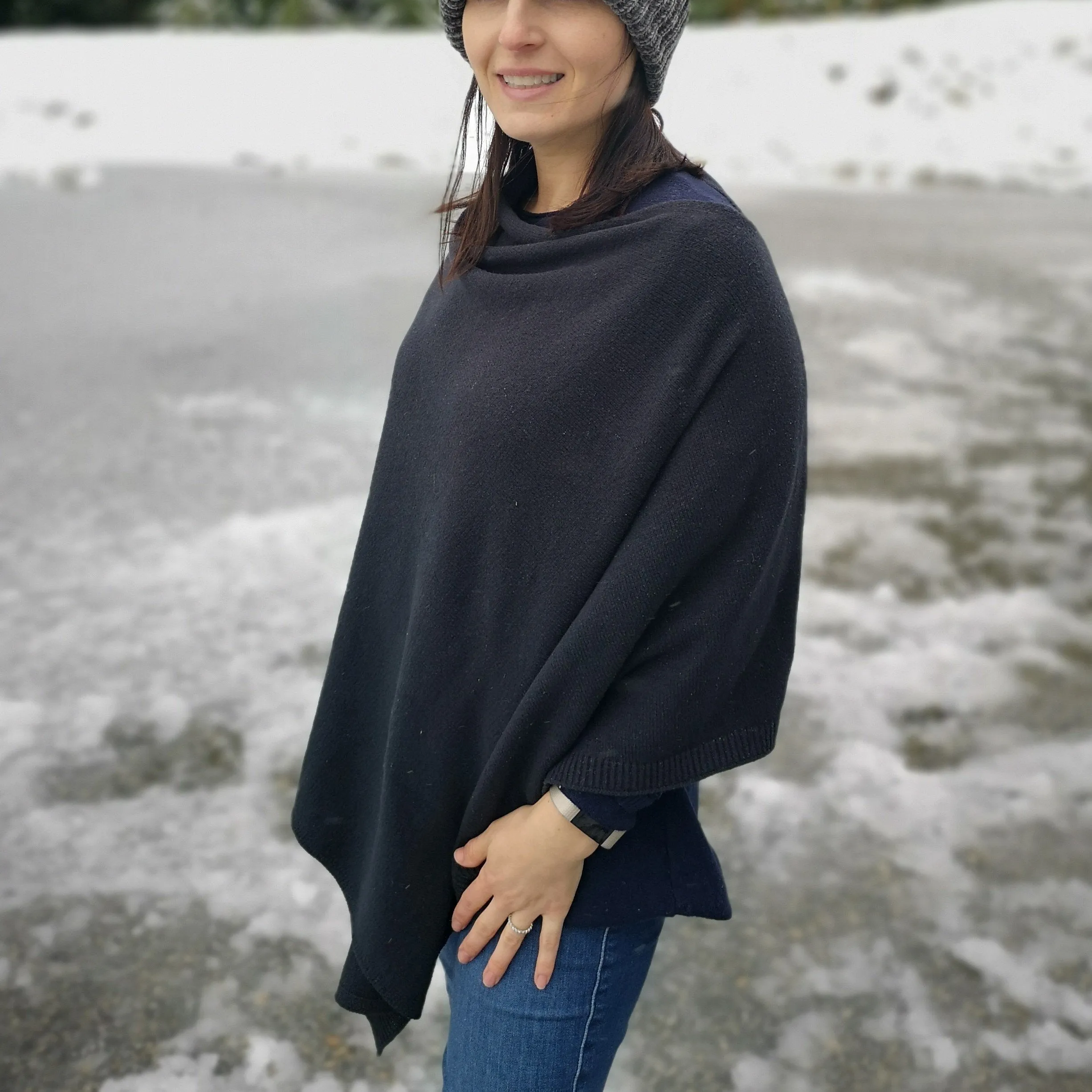 Faux Cashmere Poncho | Black