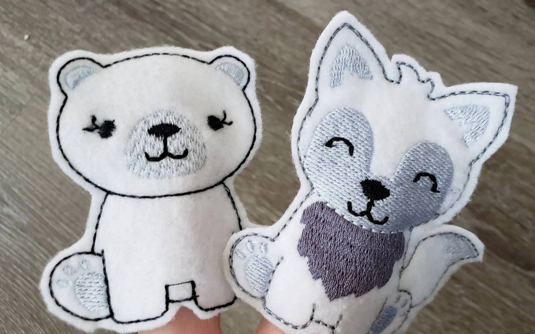 Felt finger puppet animal - Arctic Animal quiet book page -  Gift for kids - habitat - Party Favor - learning toy - animals and biomes