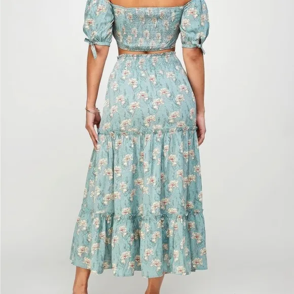 Floral Off Shoulder Back Tie Skirt Set