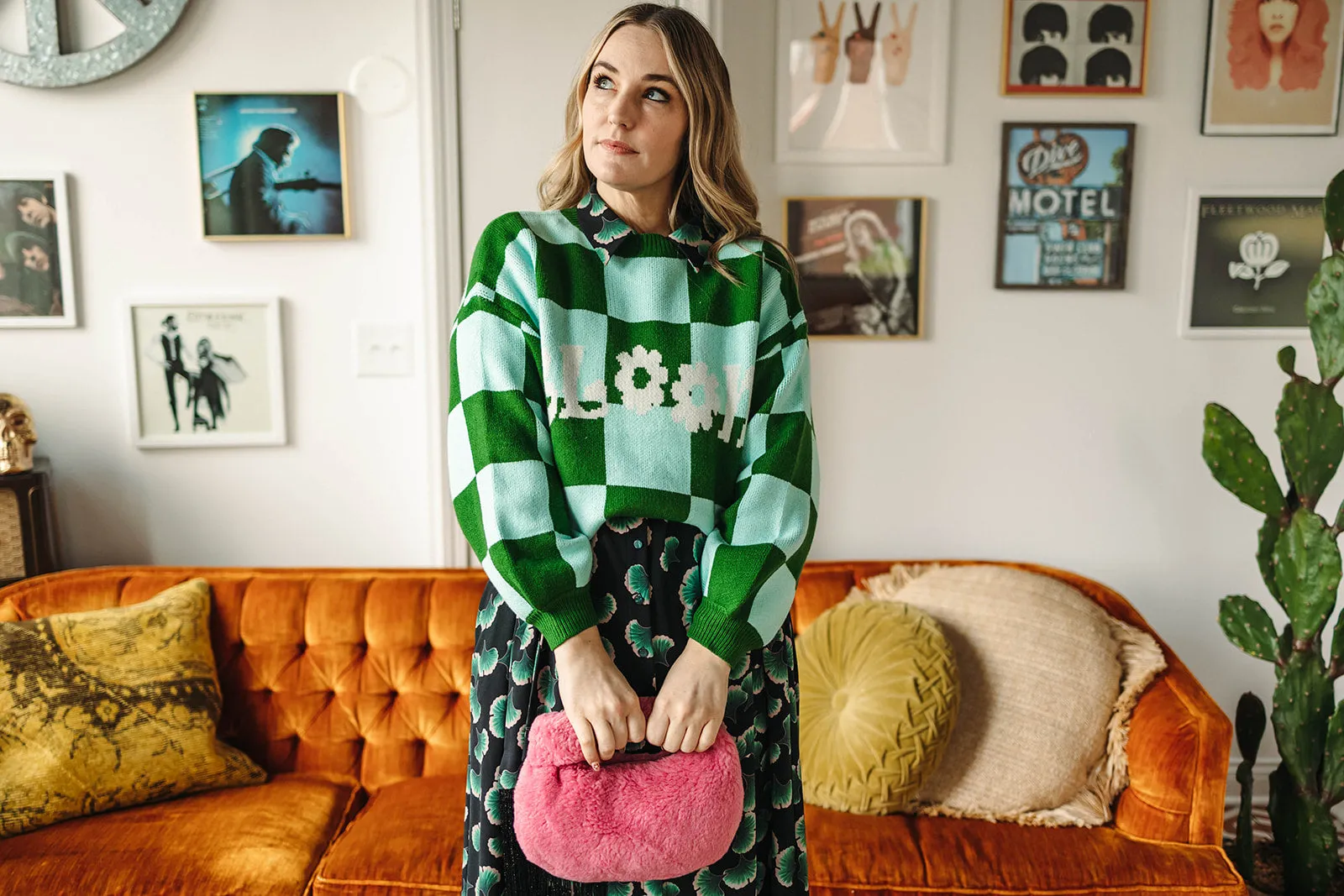 florence fluffy handbag in pink