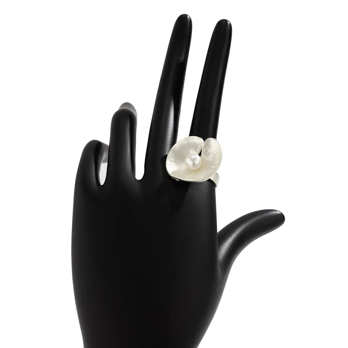 French Style Round Disk Pleated Pearl Open Ring