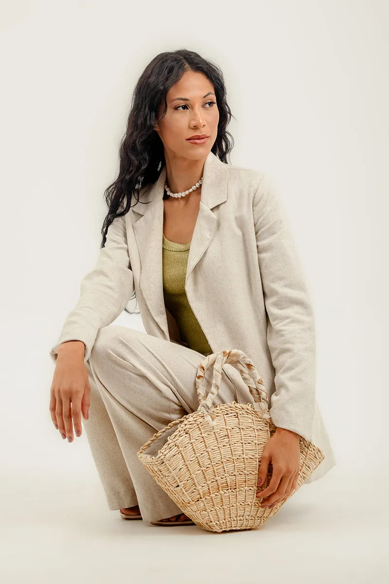 Golden Shell Straw Handbag – Natural Fibers with Beach-Inspired Scarf Handle