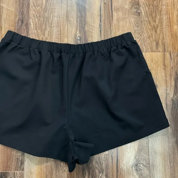 Good American Weekend Shorts Pull On Black Size 4X NWT