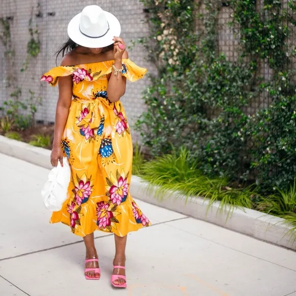 Grass-Fields Floral Off-Shoulder Midi Dress – Size 6