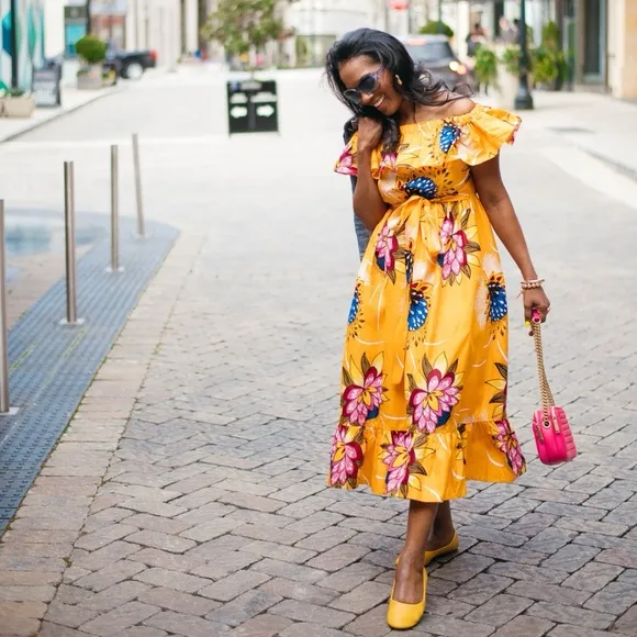 Grass-Fields Floral Off-Shoulder Midi Dress – Size 6