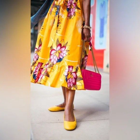 Grass-Fields Floral Off-Shoulder Midi Dress – Size 6