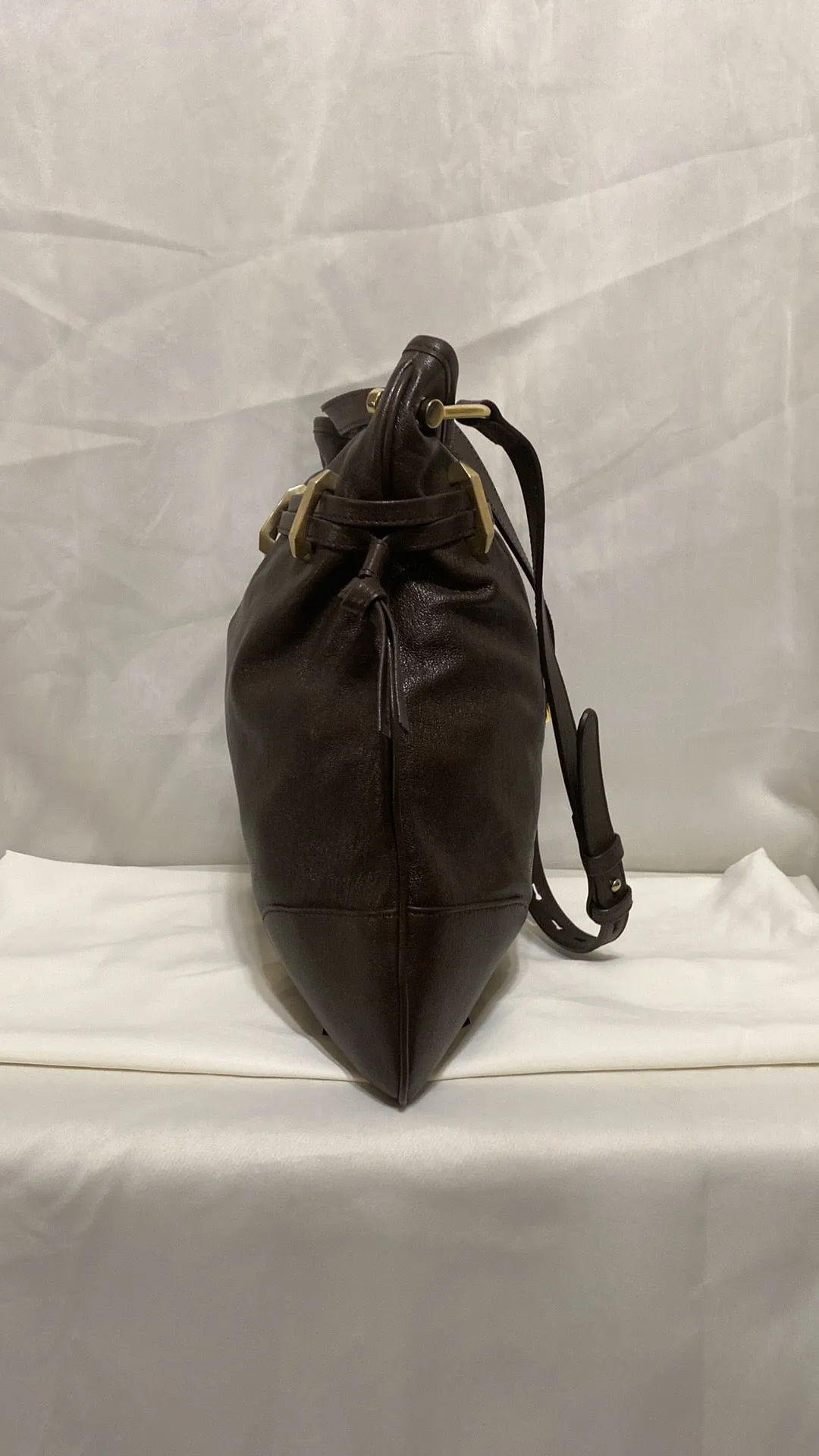 GUCCI Calfskin Leather 1955 Horsebit Cinch Bag In Cocoa