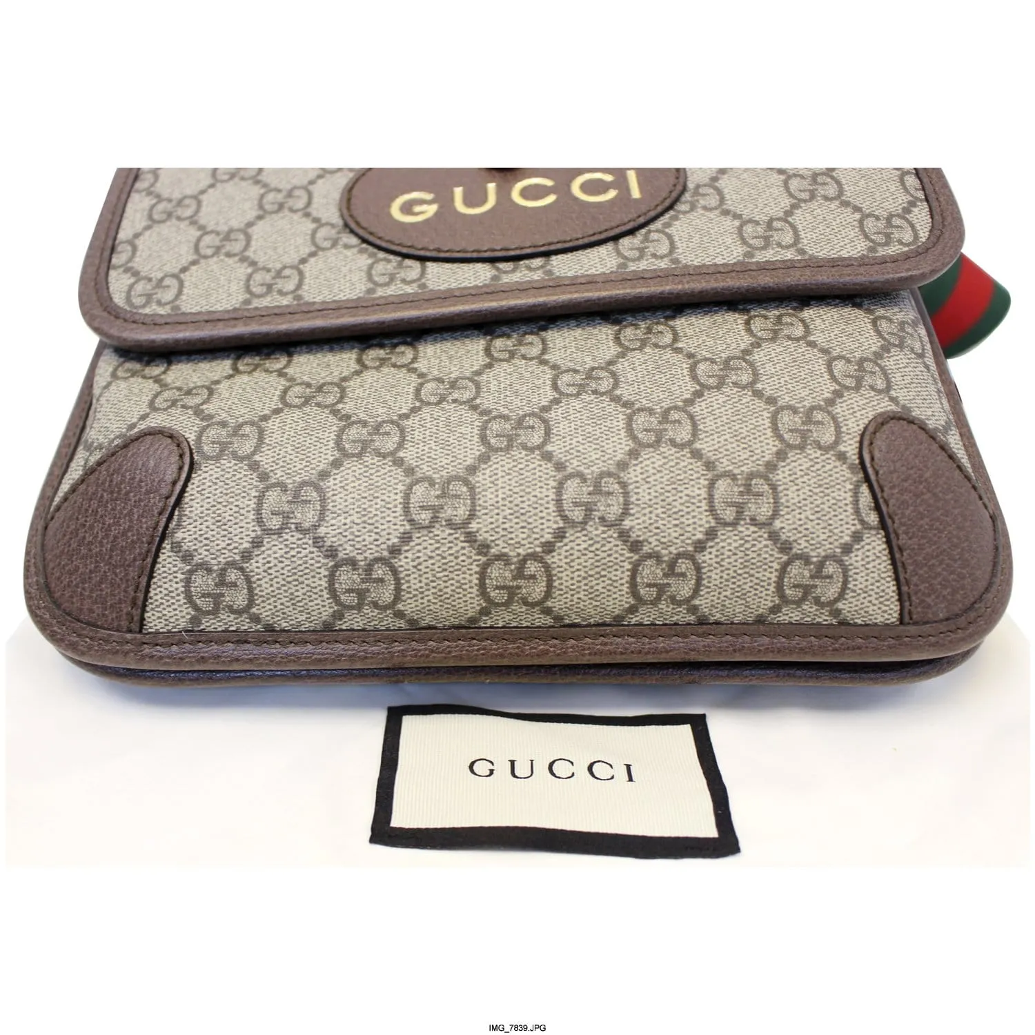 GUCCI GG Supreme Small Messenger Crossbody Bag 501050