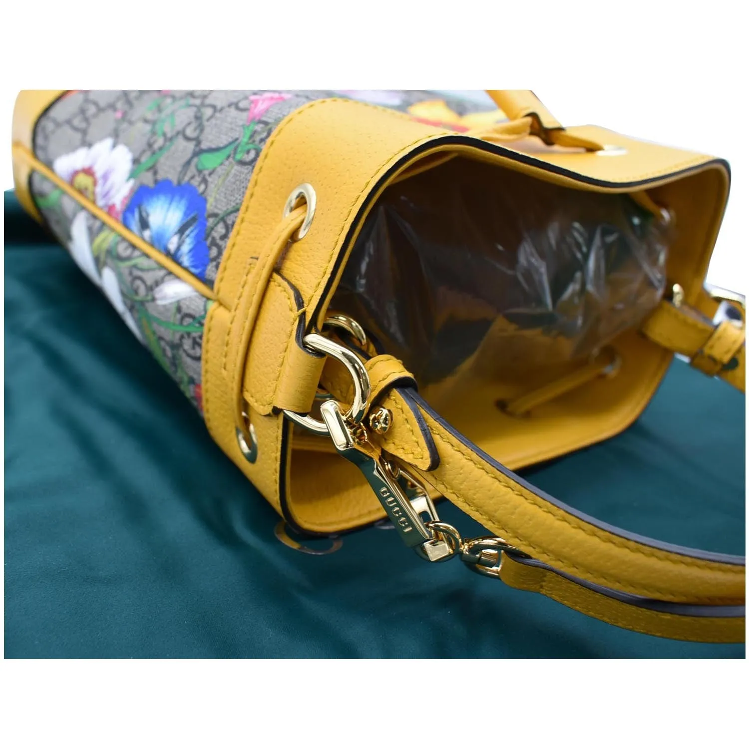GUCCI Ophidia Flora Small GG Canvas Bucket Bag Yellow 550621