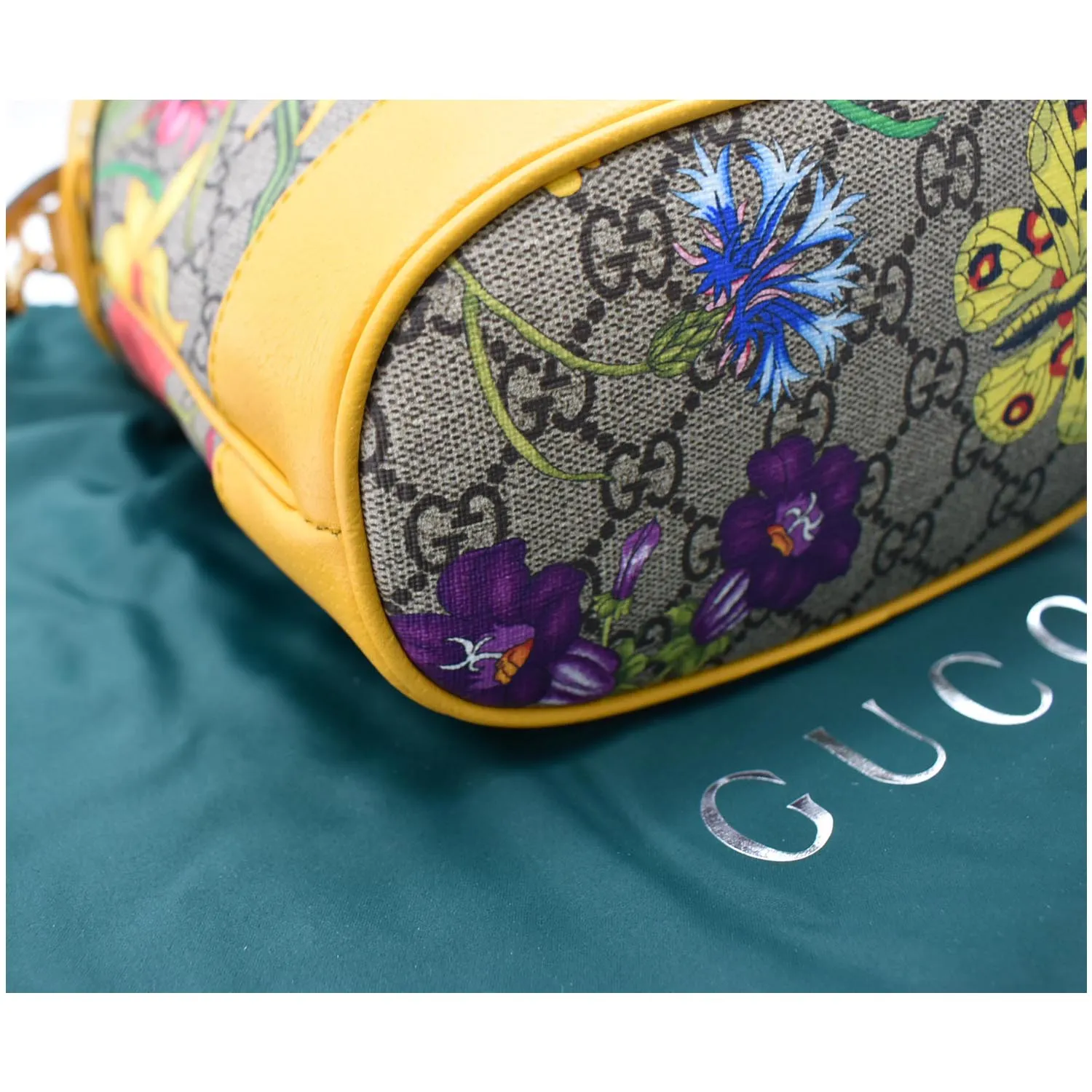GUCCI Ophidia Flora Small GG Canvas Bucket Bag Yellow 550621