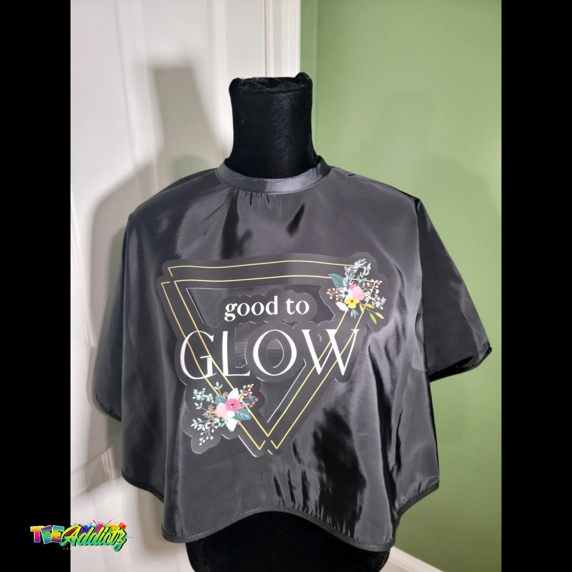 Hairstylist / Makeup Artist / Nail Tech / Barber Cape/Apron