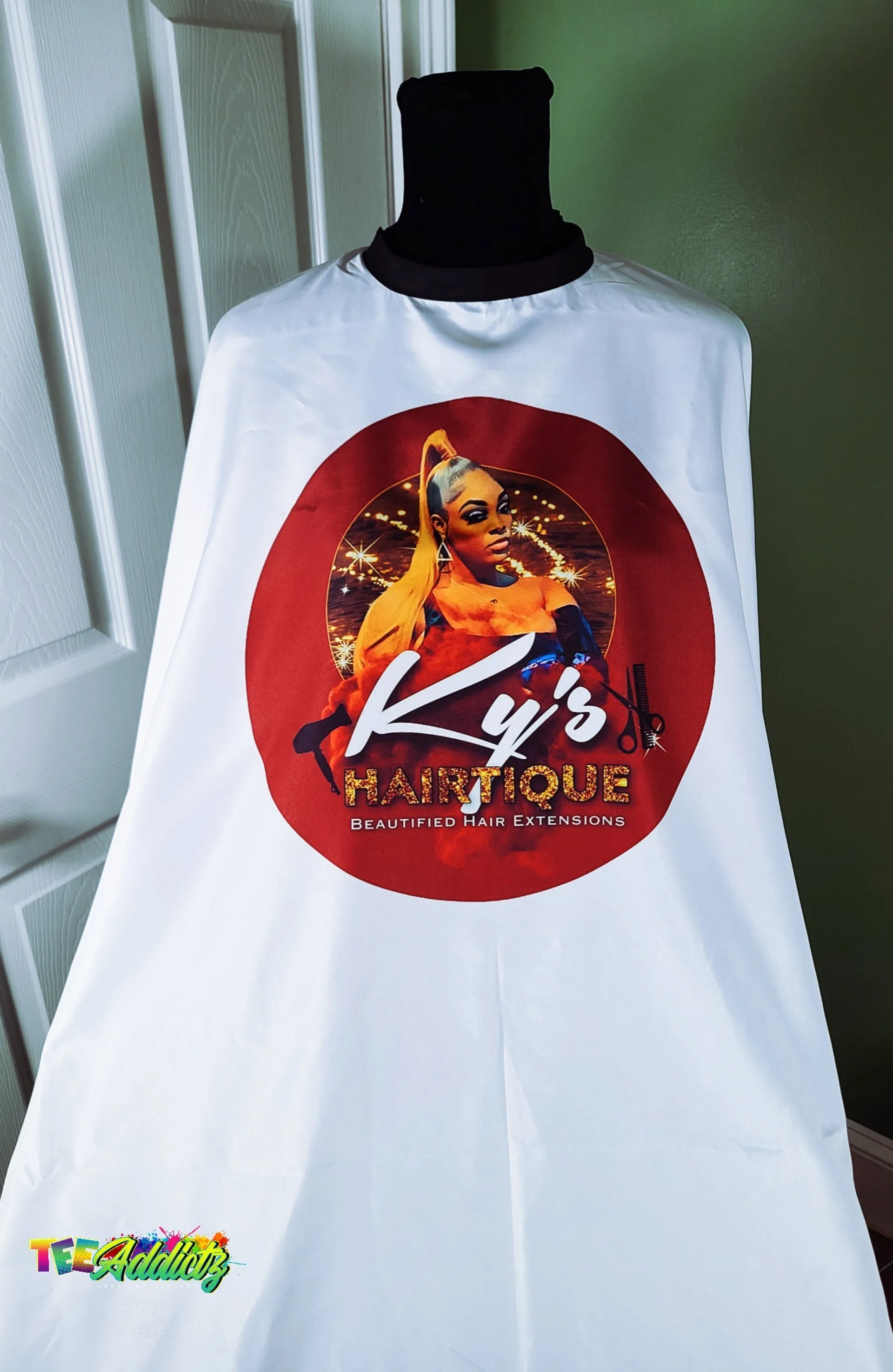 Hairstylist / Makeup Artist / Nail Tech / Barber Cape/Apron