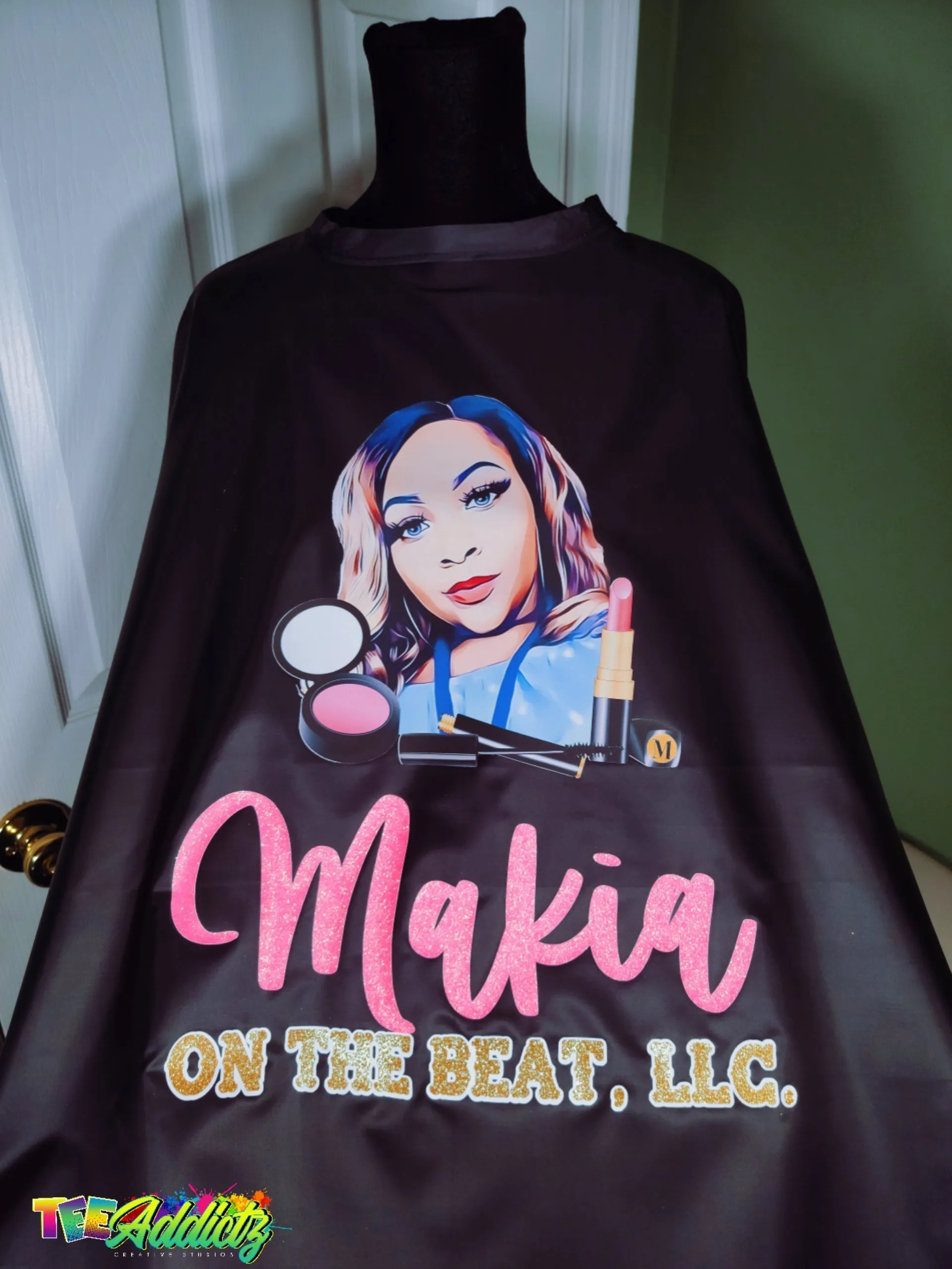 Hairstylist / Makeup Artist / Nail Tech / Barber Cape/Apron