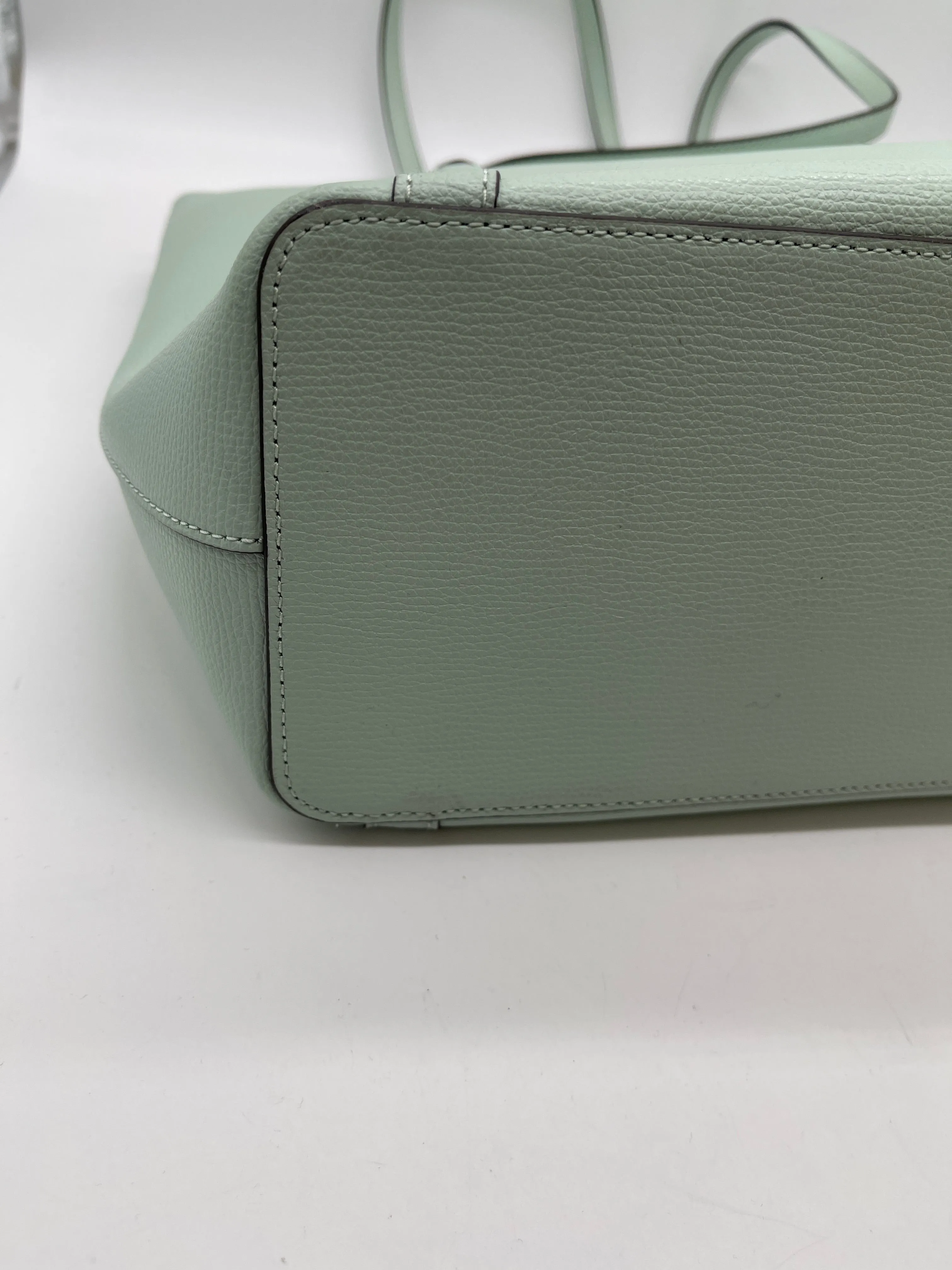 Handbag Designer By Kate Spade, Size: Large