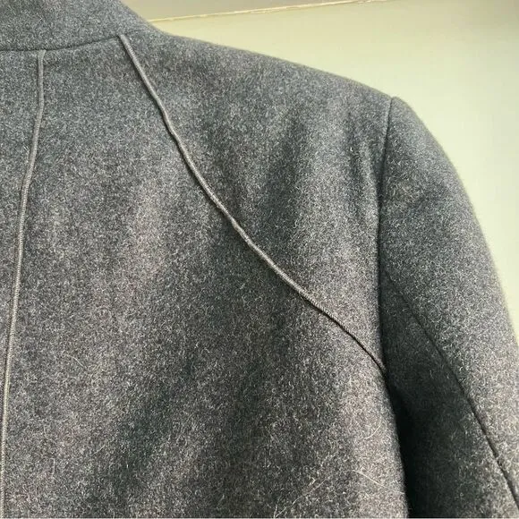 Harve Benard Black Wool Zip Up Coat Women’s Size 6 Classic Fitted Chic Layer