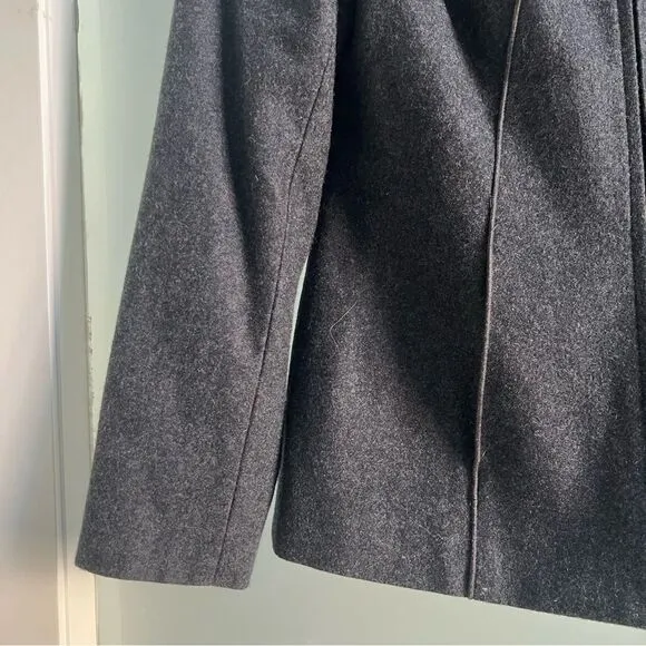 Harve Benard Black Wool Zip Up Coat Women’s Size 6 Classic Fitted Chic Layer