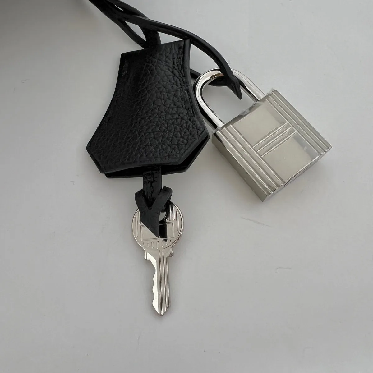 Hermes Akkad Shoulder Bag