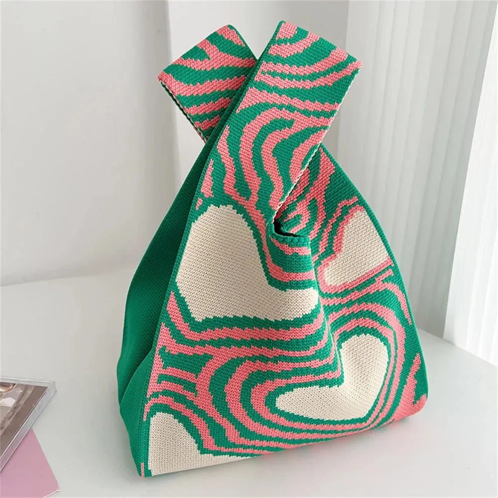 Kawaii Heart Knitted Tote Bag 🌈💕 | Stylish Women’s Crossbody & Beach Handbag 🏖️✨